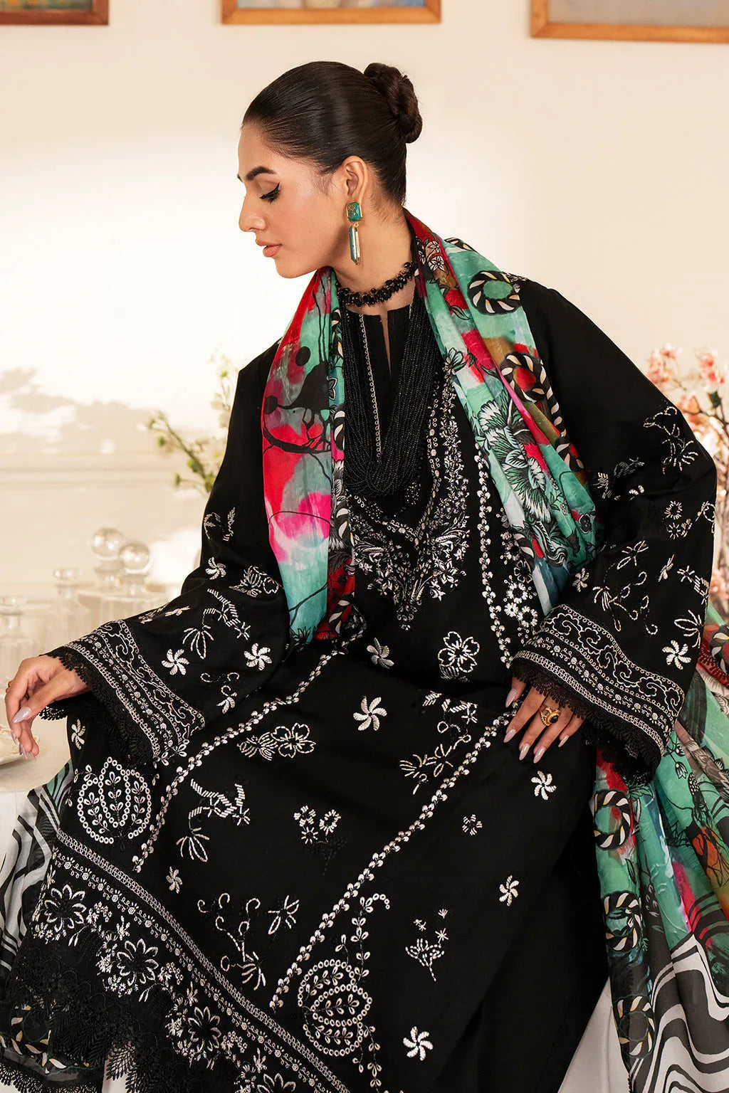 Saad Shaikh | Lumiere Winter |  D-06 Seina - Rang-e-Khaas