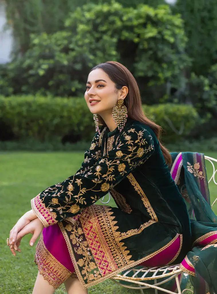 Zainab Chottani | Stitched Velvet 2022 | Pareeshay - Rang-e-Khaas