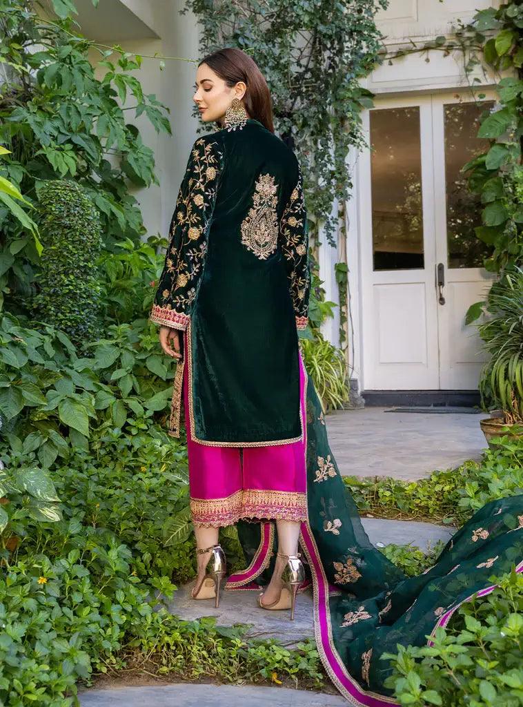 Zainab Chottani | Stitched Velvet 2022 | Pareeshay - Rang-e-Khaas