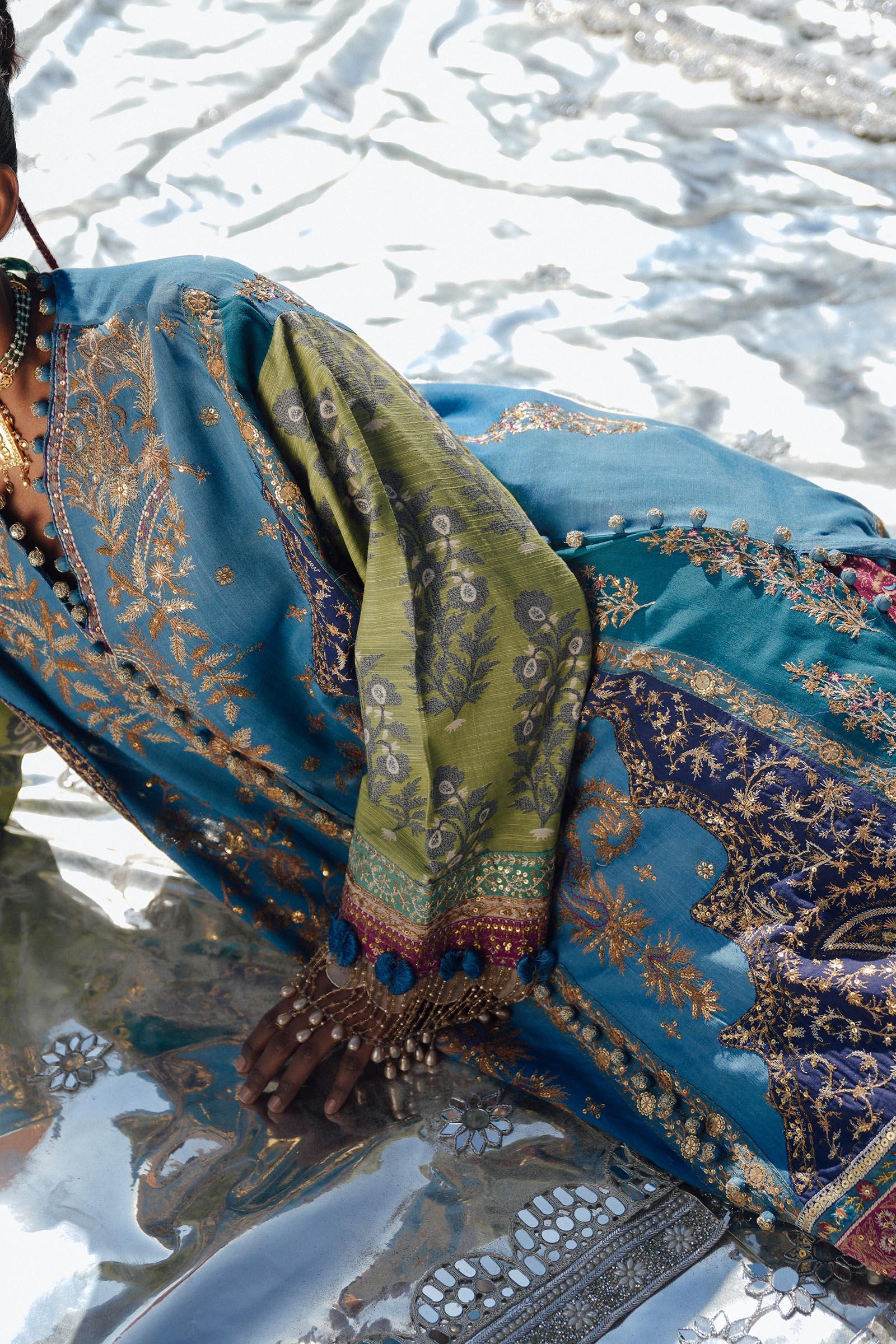 Sana Safinaz | Winter Shawl 24 | S241-002B-3CP - Rang-e-Khaas