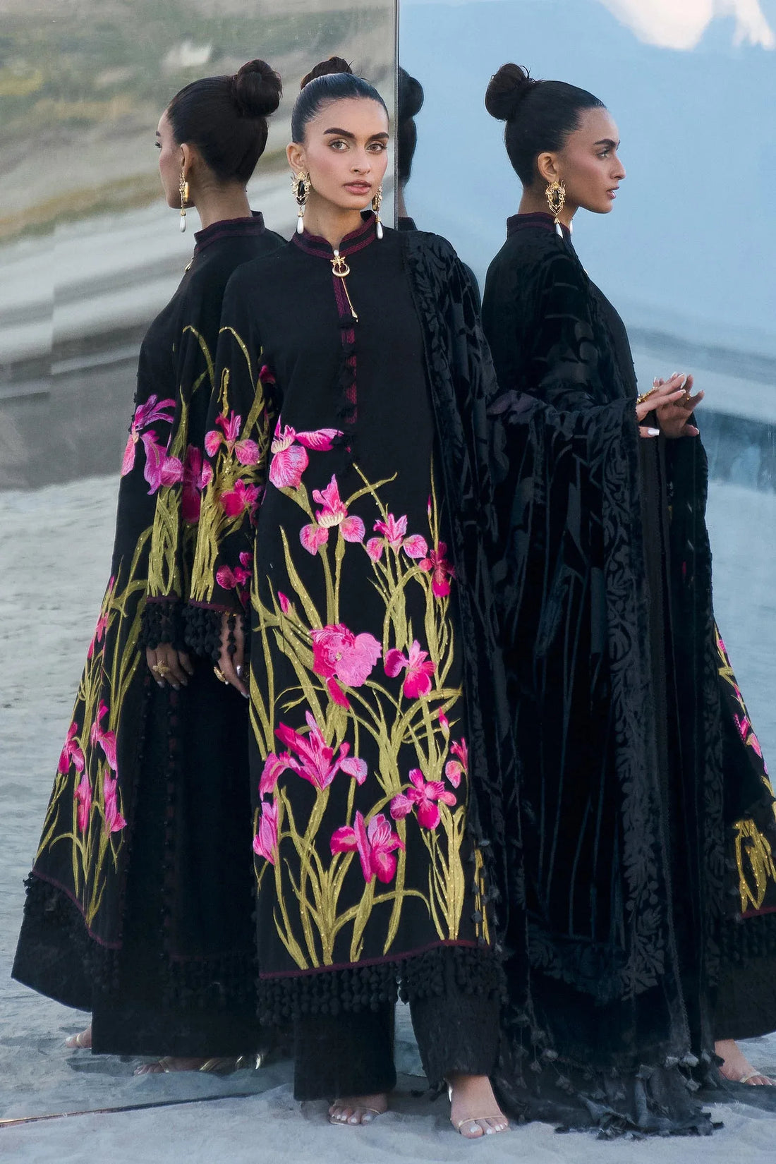 Sana Safinaz | Winter Shawl 24 | S241-003A-3CP - Rang-e-Khaas