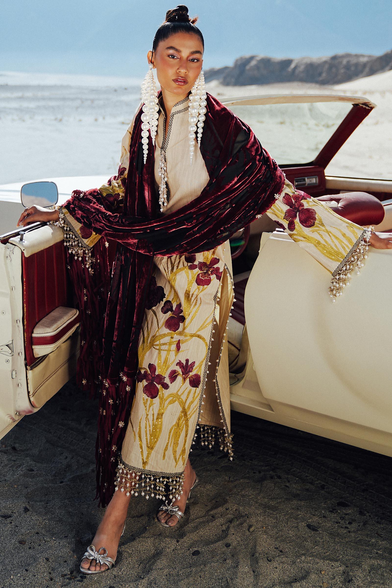 Sana Safinaz | Winter Shawl 24 | S241-003B-3CP - Rang-e-Khaas
