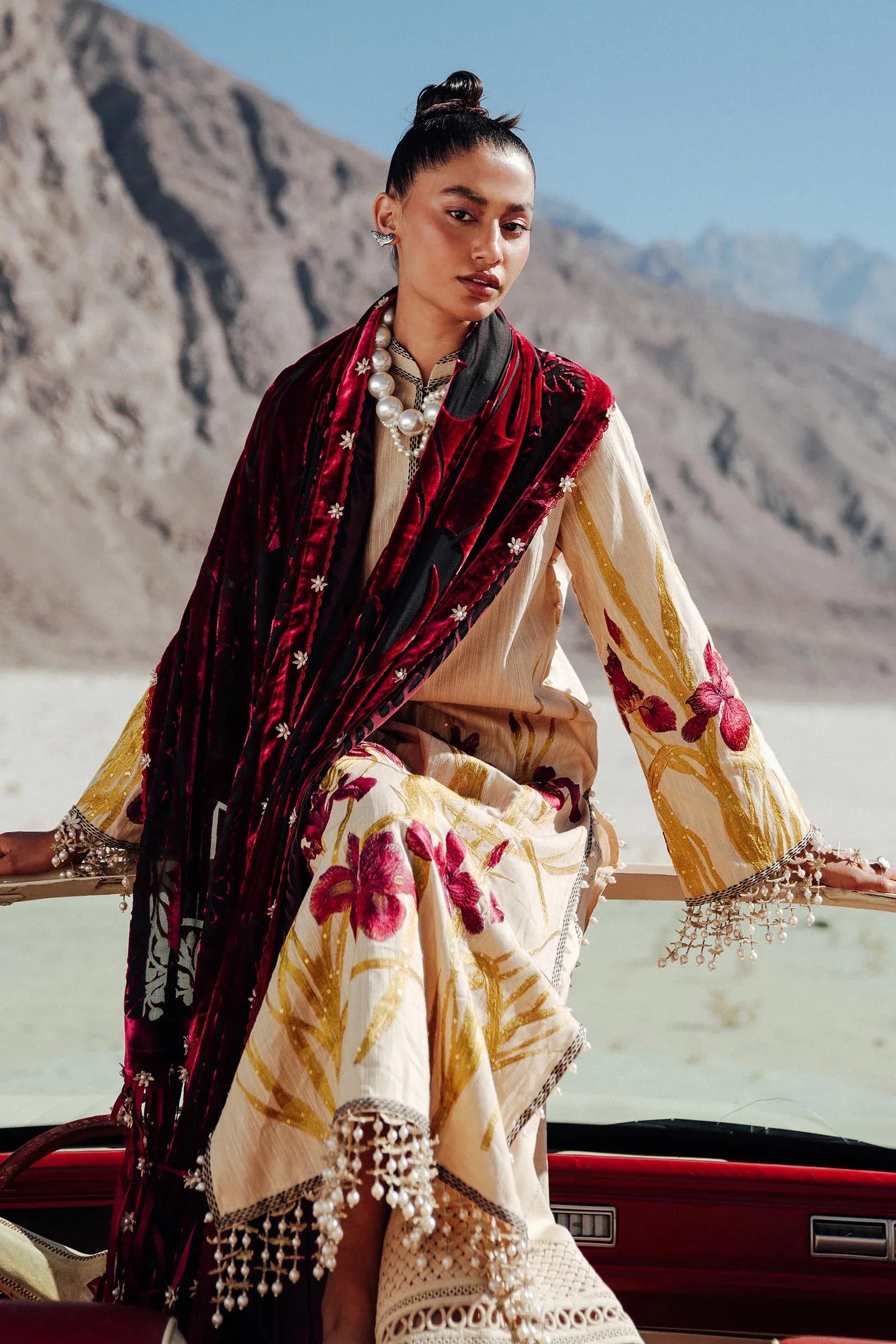 Sana Safinaz | Winter Shawl 24 | S241-003B-3CP - Rang-e-Khaas