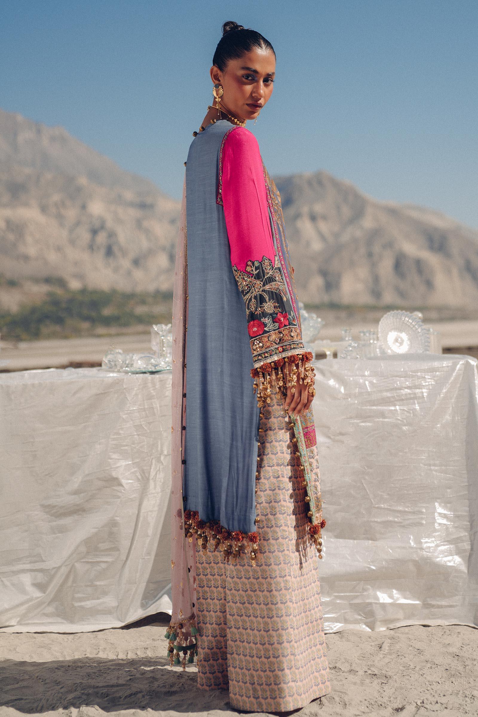 Sana Safinaz | Winter Shawl 24 | S241-004B-3CP - Rang-e-Khaas