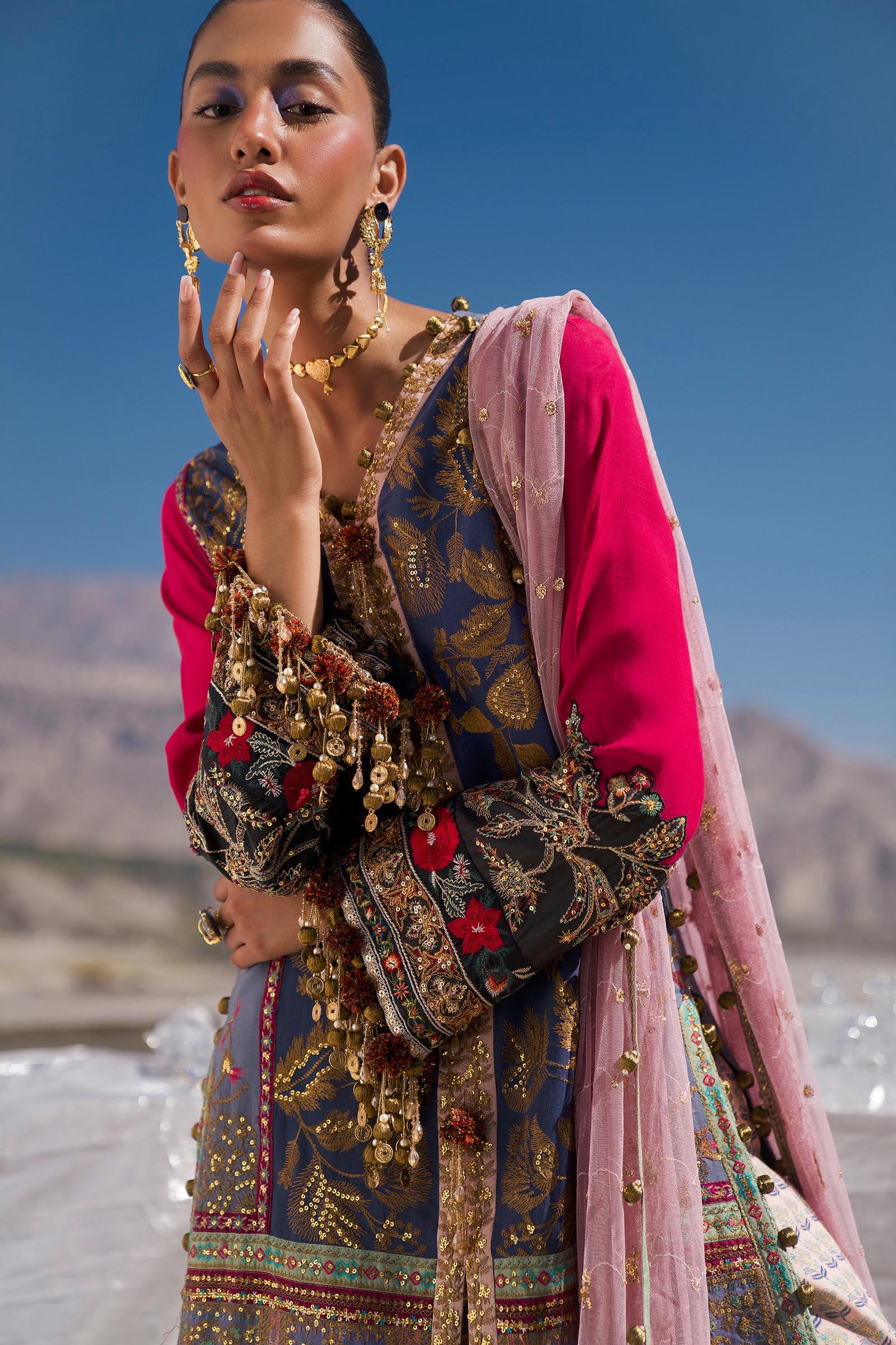 Sana Safinaz | Winter Shawl 24 | S241-004B-3CP - Rang-e-Khaas