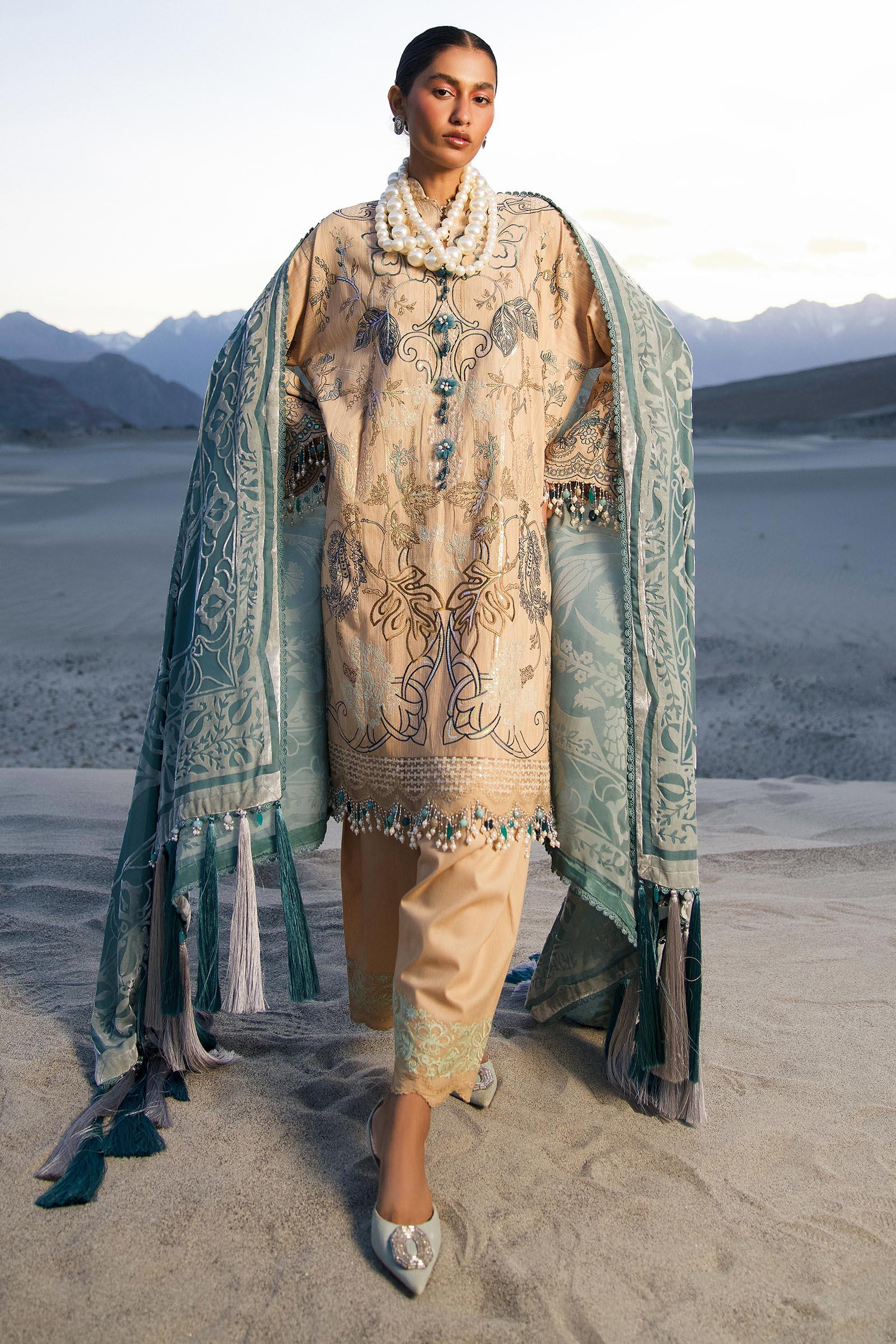 Sana Safinaz | Winter Shawl 24 | S241-005B-3CP - Rang-e-Khaas