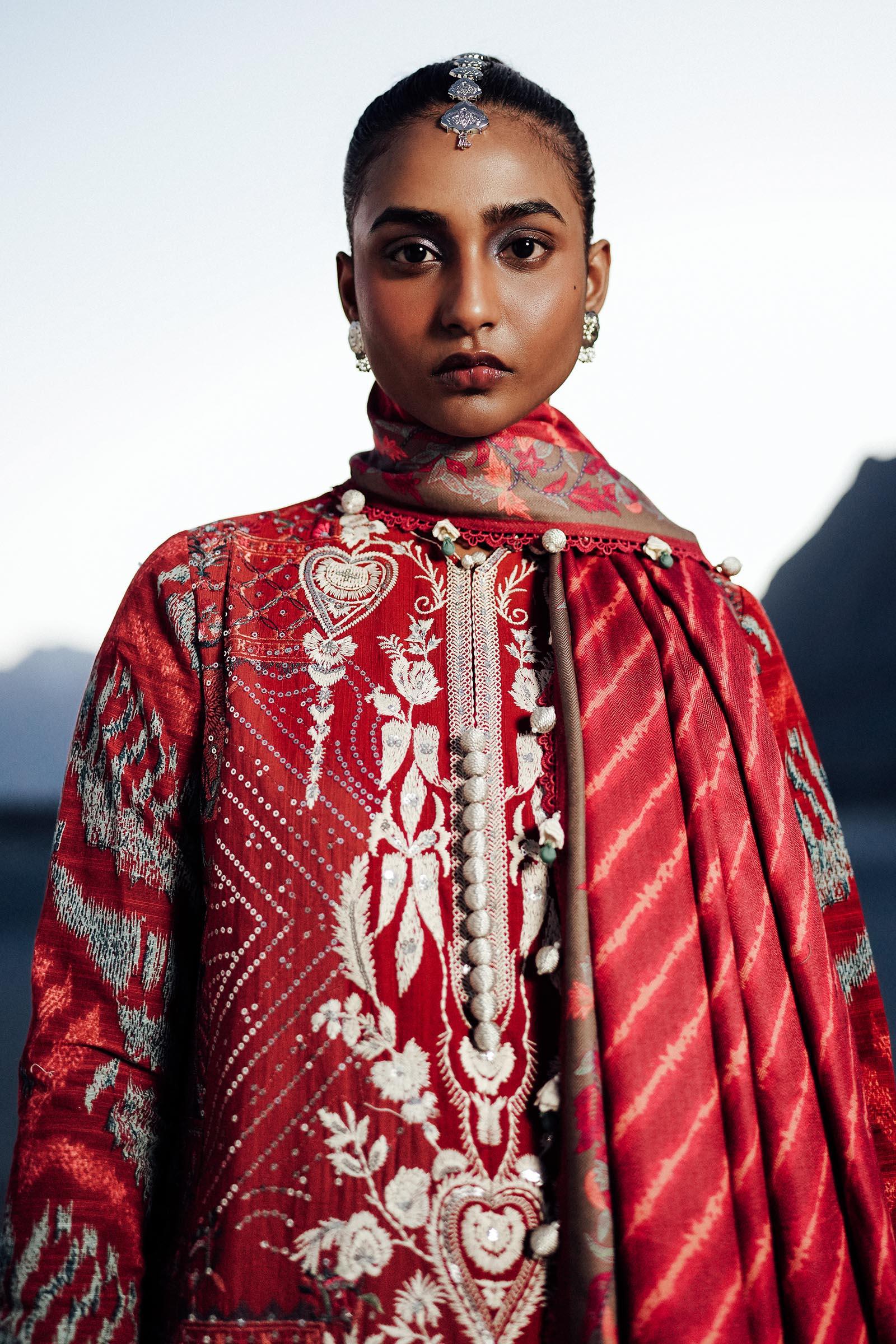 Sana Safinaz | Winter Shawl 24 | S241-007A-3CP - Rang-e-Khaas
