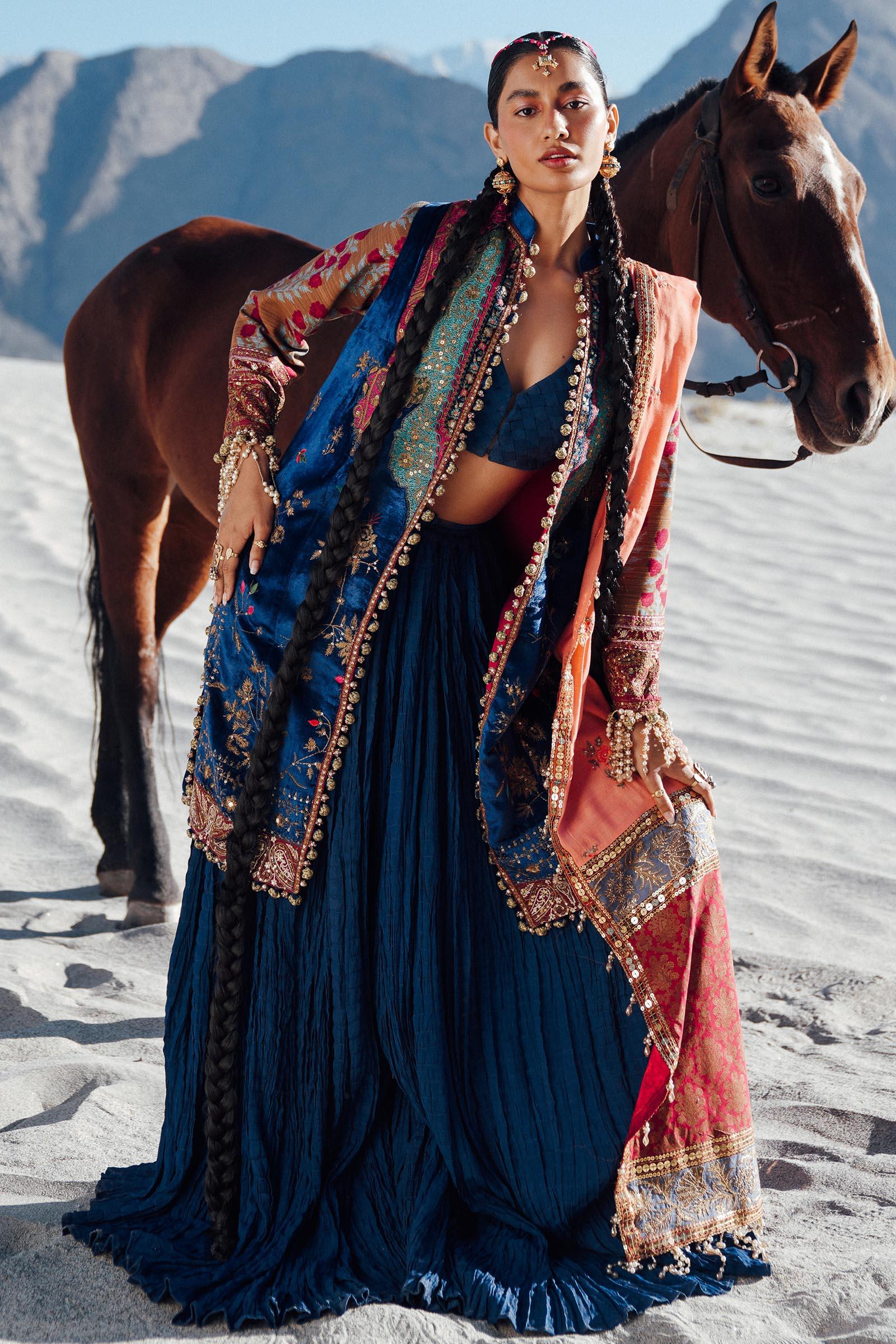 Sana Safinaz | Winter Shawl 24 | Velvet V241-001-3CP - Rang-e-Khaas