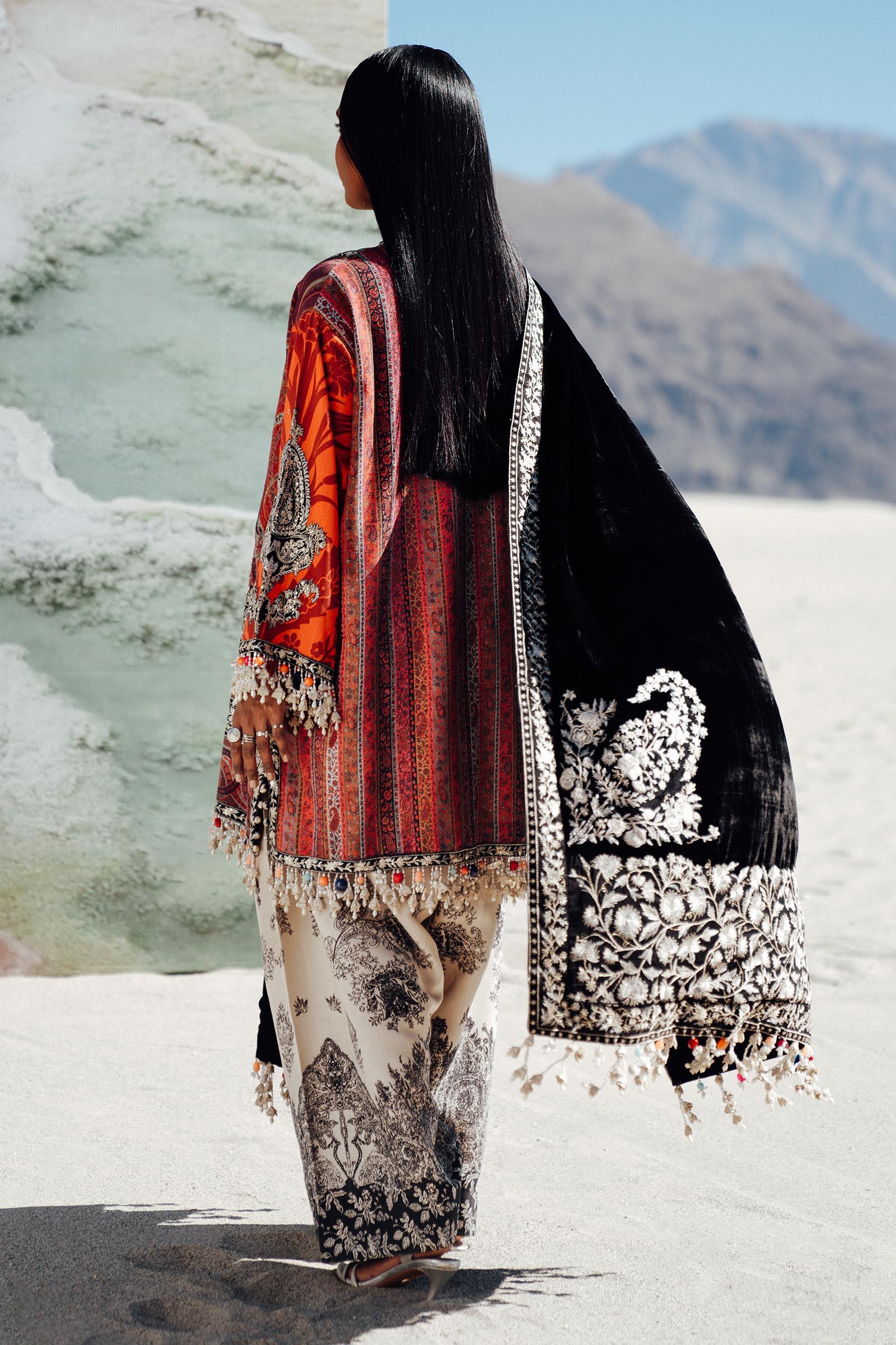 Sana Safinaz | Winter Shawl 24 | V241-007-3CP - Rang-e-Khaas