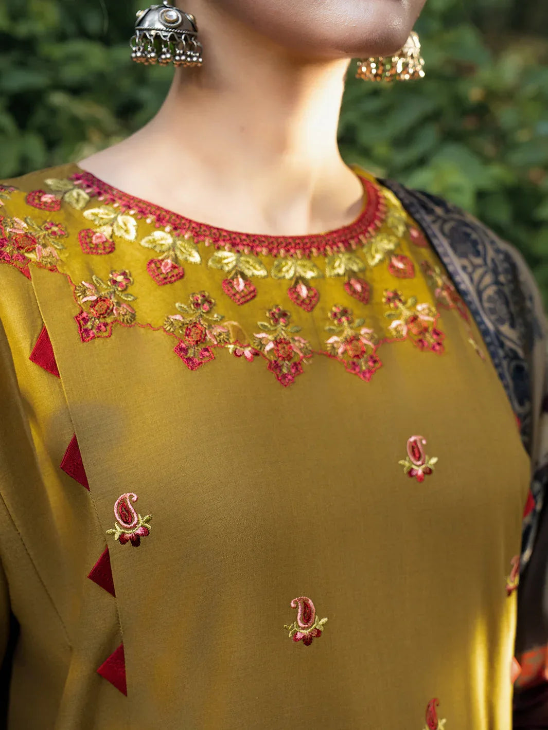 Hemstitch | The Garden Lawn | Sandalwood - Rang-e-Khaas