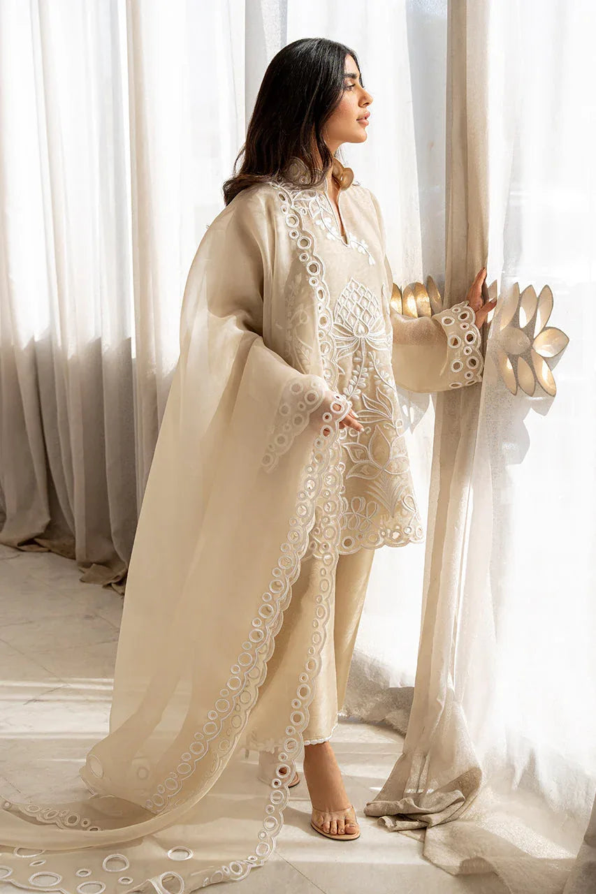 Sania Maskatiya | Eid Collection | Naia (A) - Rang-e-Khaas