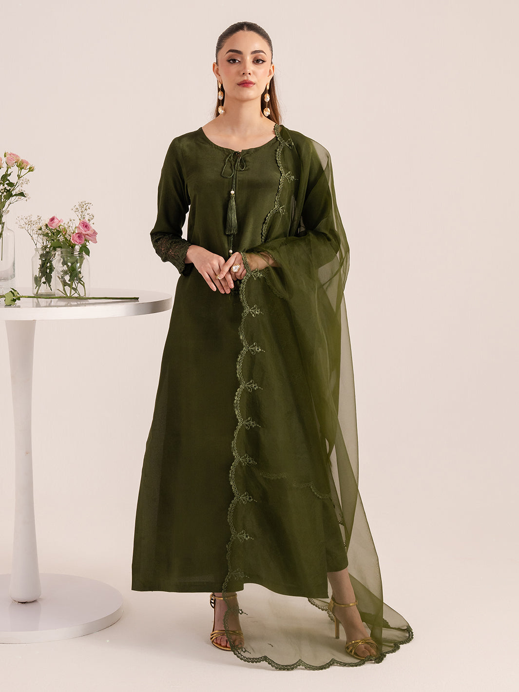 Izel | The Silk Chapter | Silken