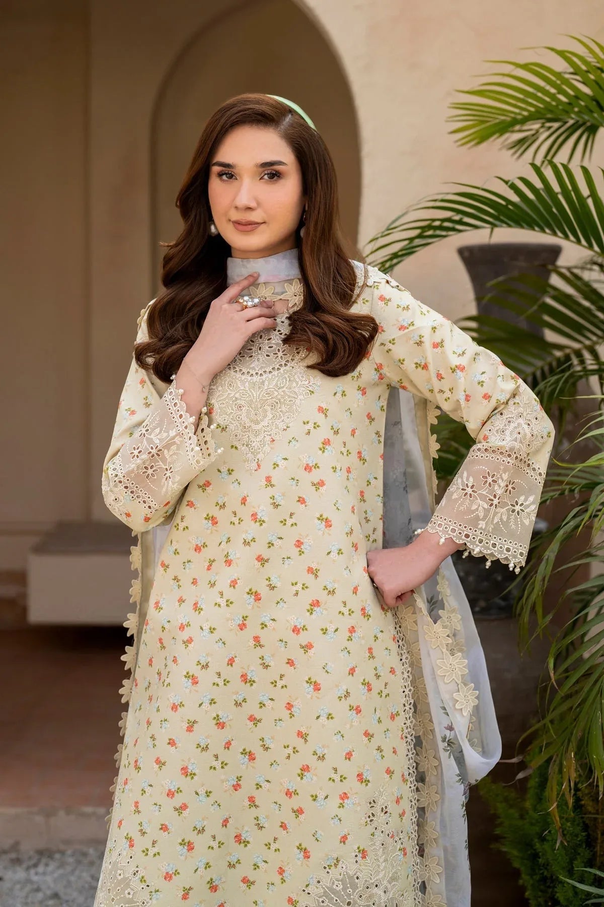Alizeh | Levana Lawn | Solara - Rang-e-Khaas