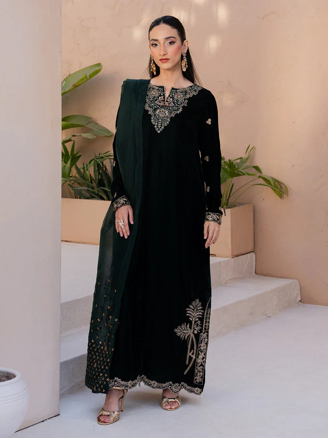 Izel | Le Tresor Formals | Solène - Rang-e-Khaas