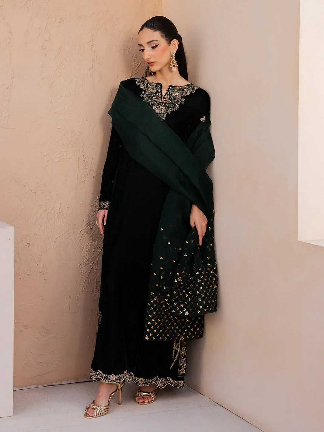 Izel | Le Tresor Formals | Solène - Rang-e-Khaas