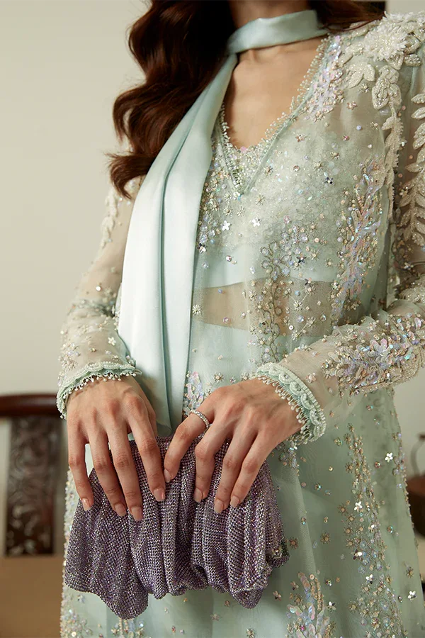 SUFFUSE | LUXURY PRET | DAISY - Rang-e-Khaas