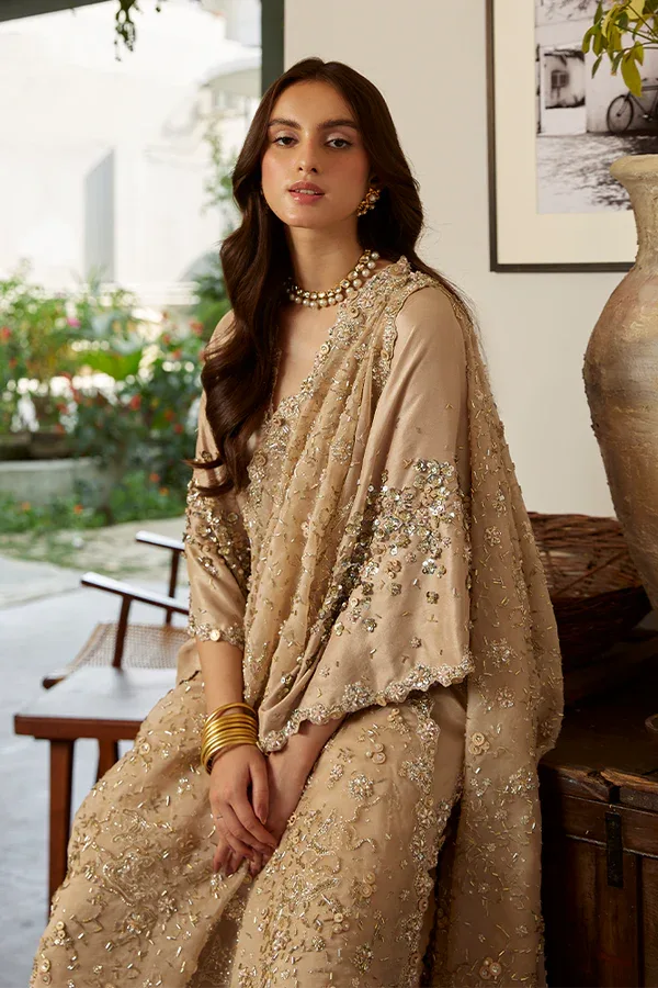 SUFFUSE | LUXURY PRET | LUNA - Rang-e-Khaas