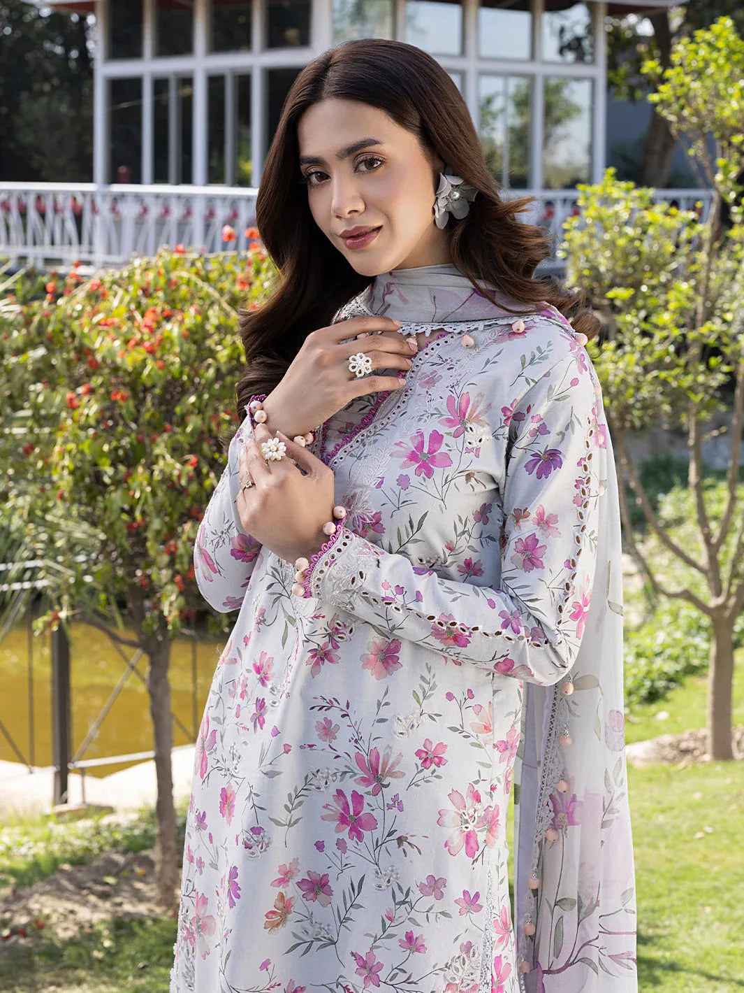 Izel | Oh Spring Lawn 25 | SUNLIT - Rang-e-Khaas