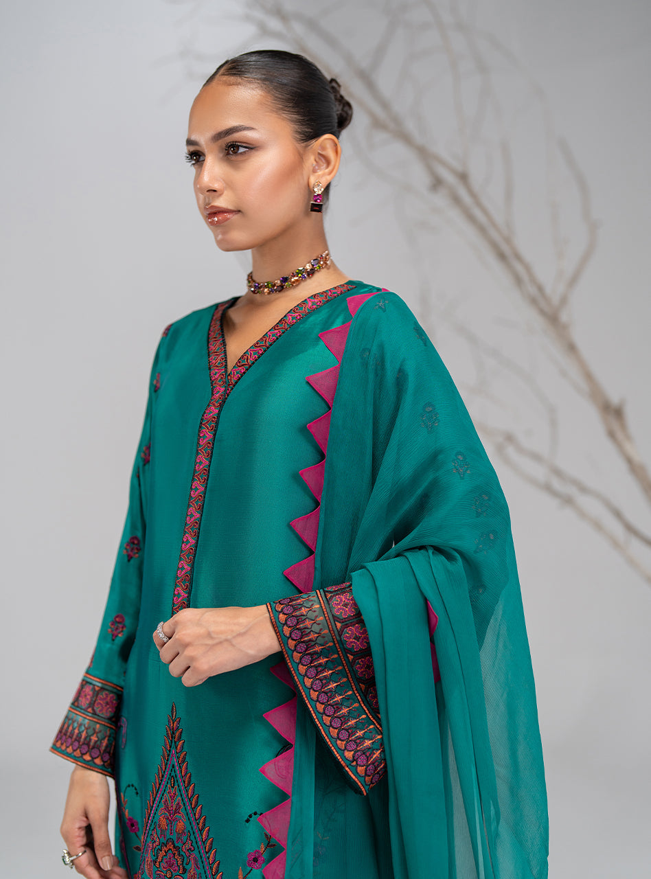Zainab Chottani | Luxe Pret 25 | Zelina