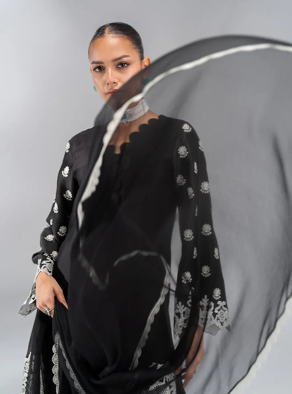 Zainab Chottani | Luxe Pret 25 | Ciar - Rang-e-Khaas