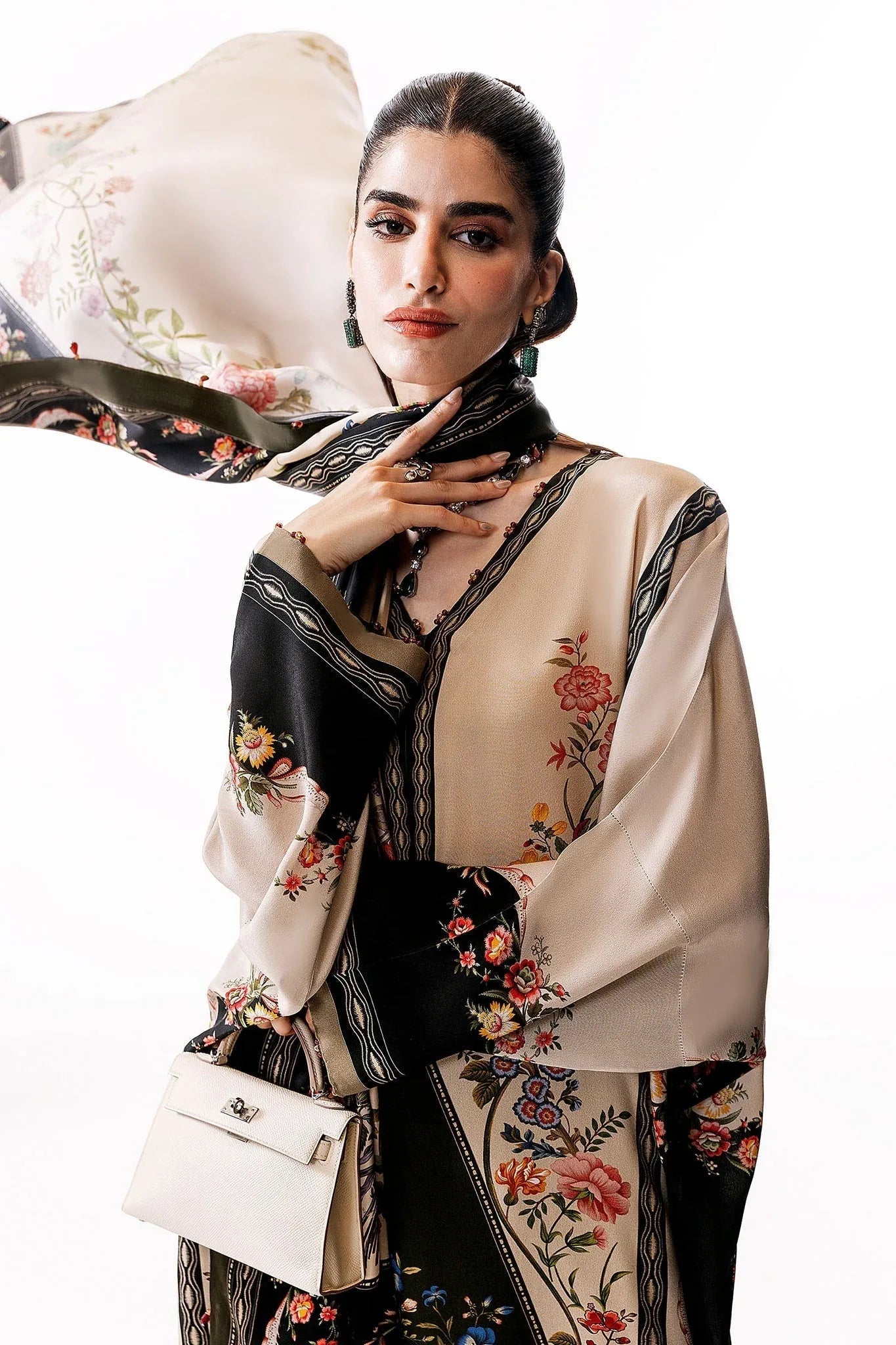 Elan I Elan Vital | VIVIENNE (EV-21393) - Rang-e-Khaas