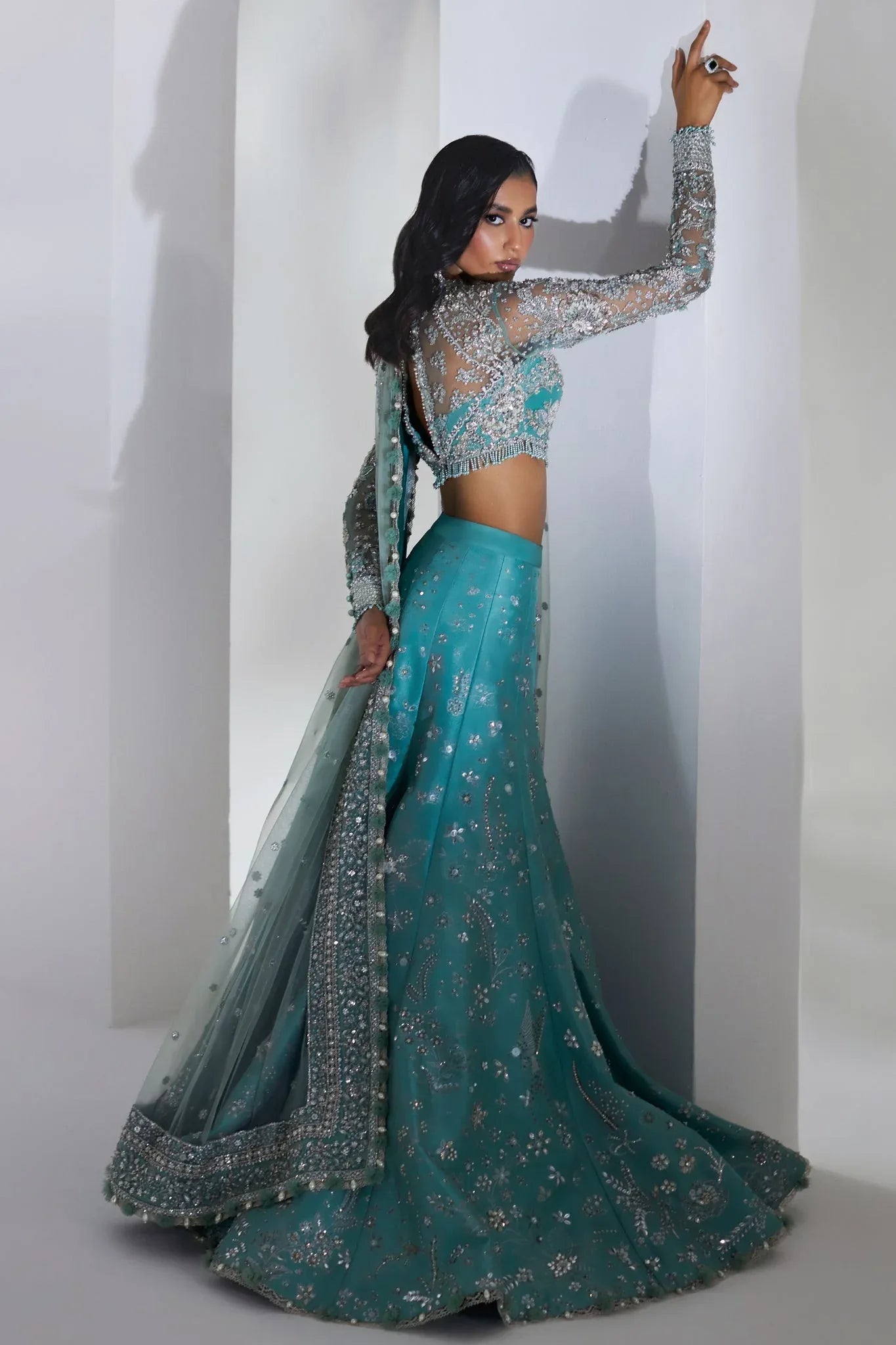 Elan | Luxury Wedding Wears | ÉTINCELLE DE CRISTAL (EP-21007)