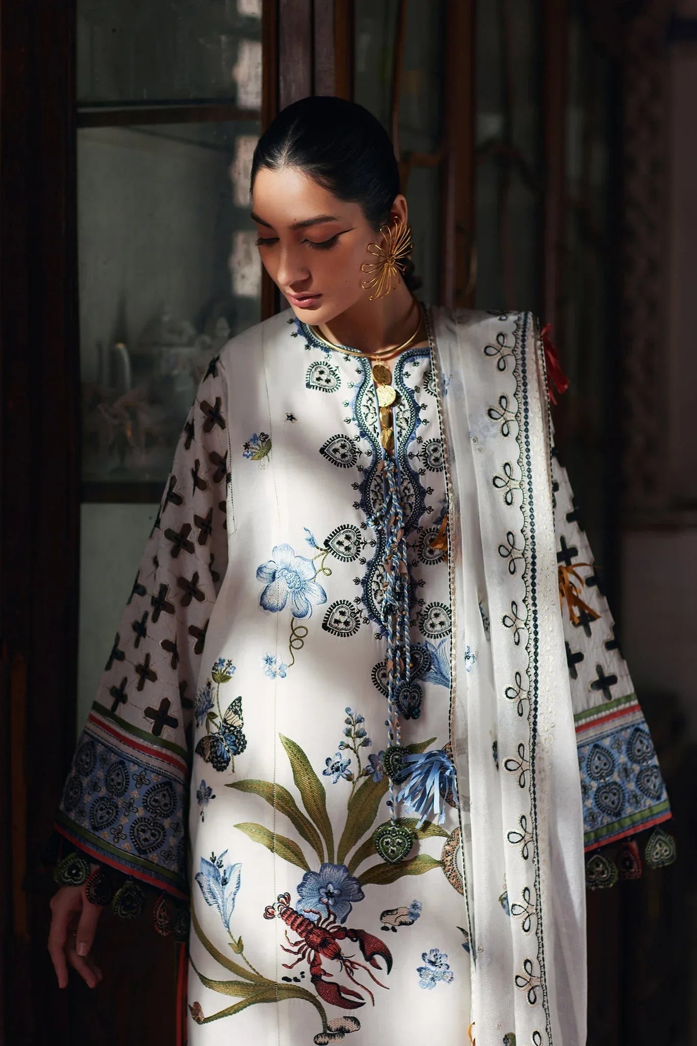 Elan | Luxury Lawn 25 | AZUREH (EL25-04 B) - Rang-e-Khaas