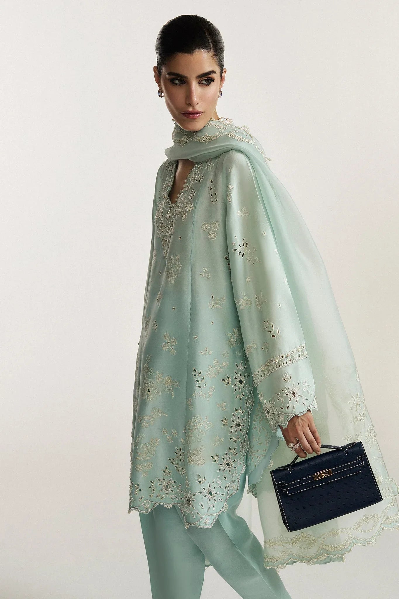 Elan I Vital Ornee I BLEU SÉRÉNITÉ (EV-21359) - Rang-e-Khaas