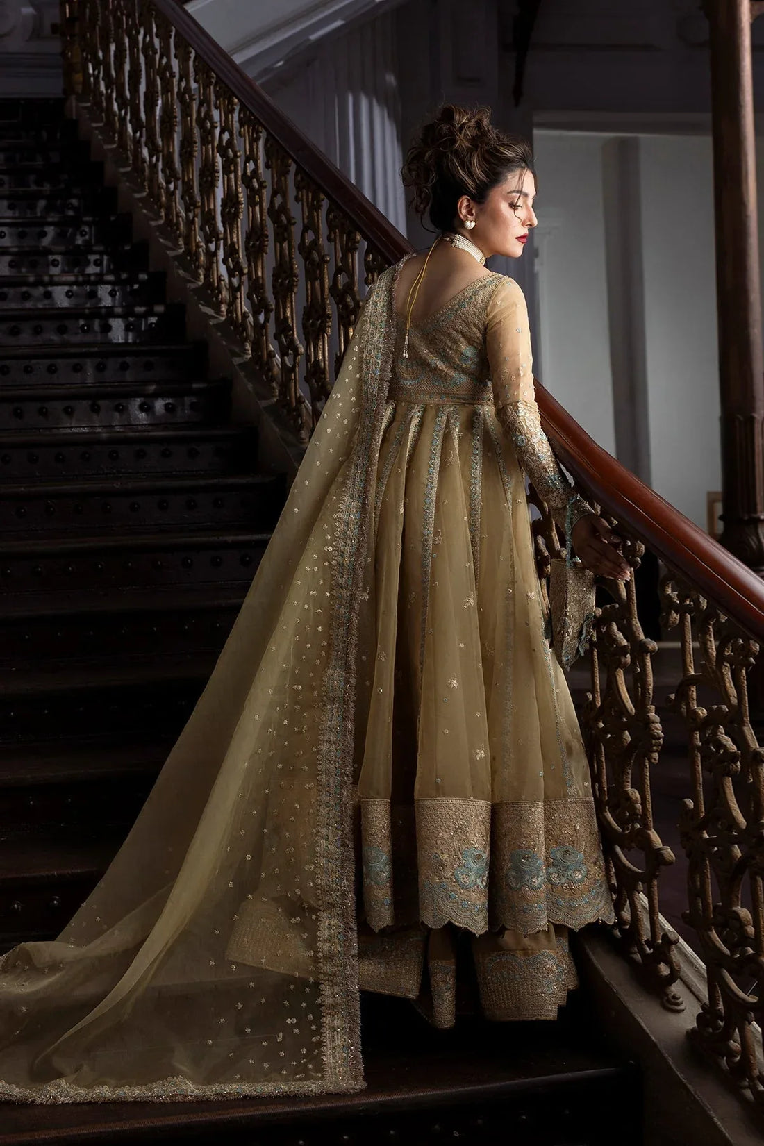 Erum Khan | Jahan Wedding 25 | Golden Glow - Rang-e-Khaas