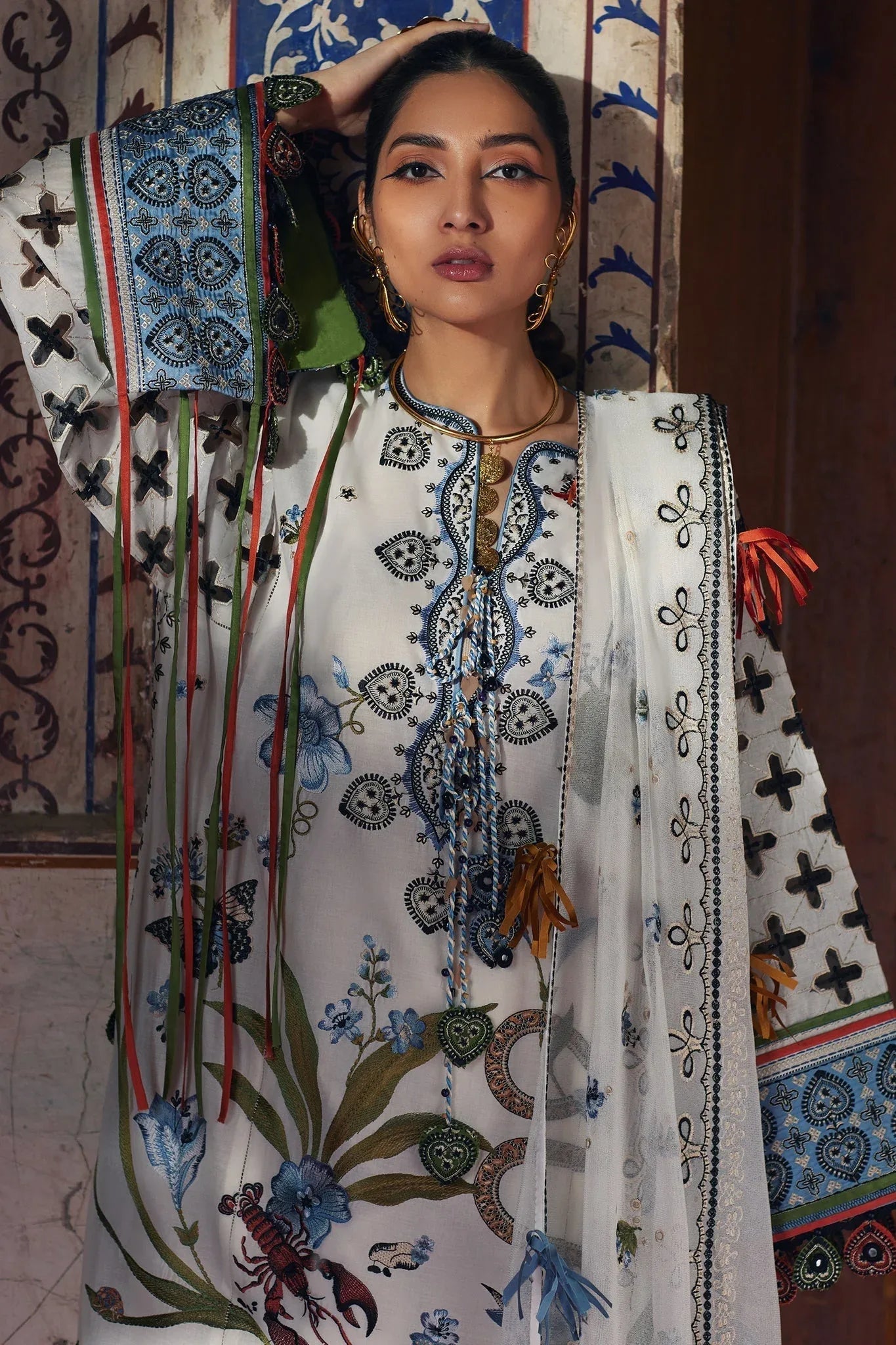 Elan | Luxury Lawn 25 | AZUREH (EL25-04 B) - Rang-e-Khaas