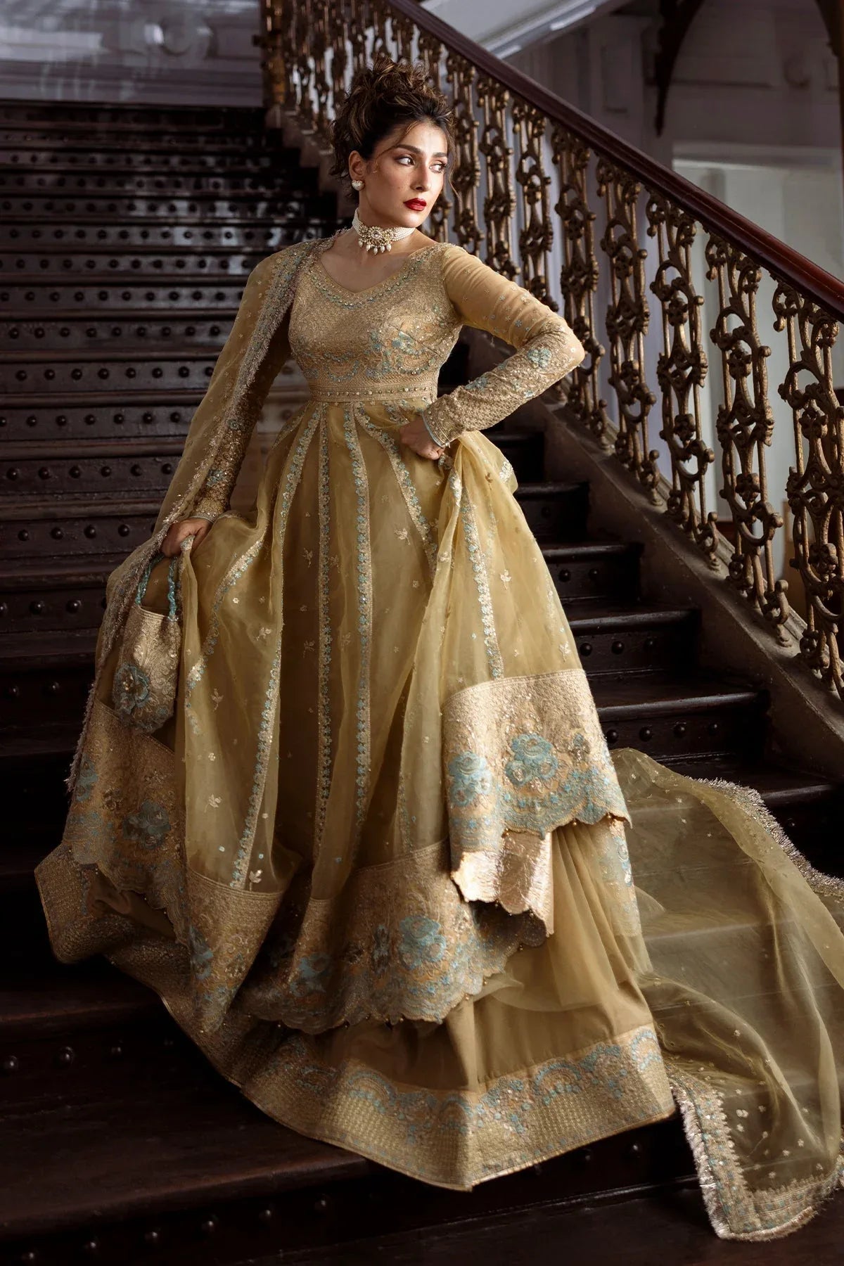 Erum Khan | Jahan Wedding 25 | Golden Glow - Rang-e-Khaas
