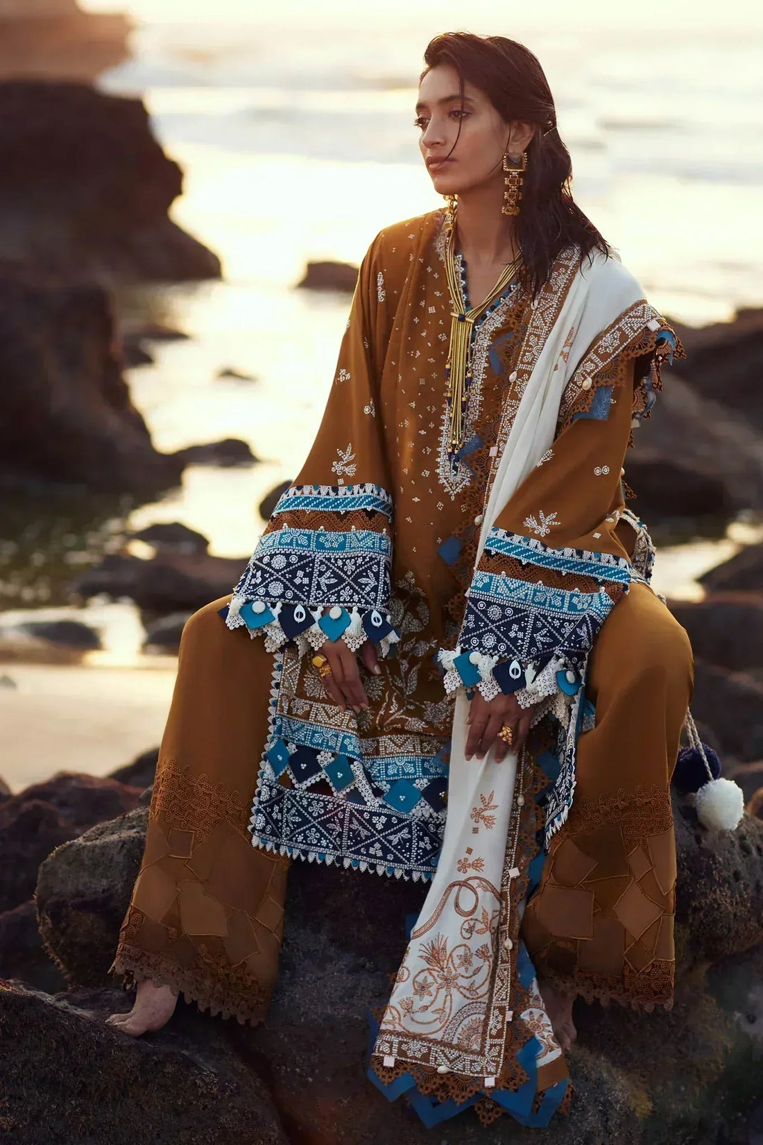 Elan | Winter 23 | MIRZETA (EW23-04) - Rang-e-Khaas