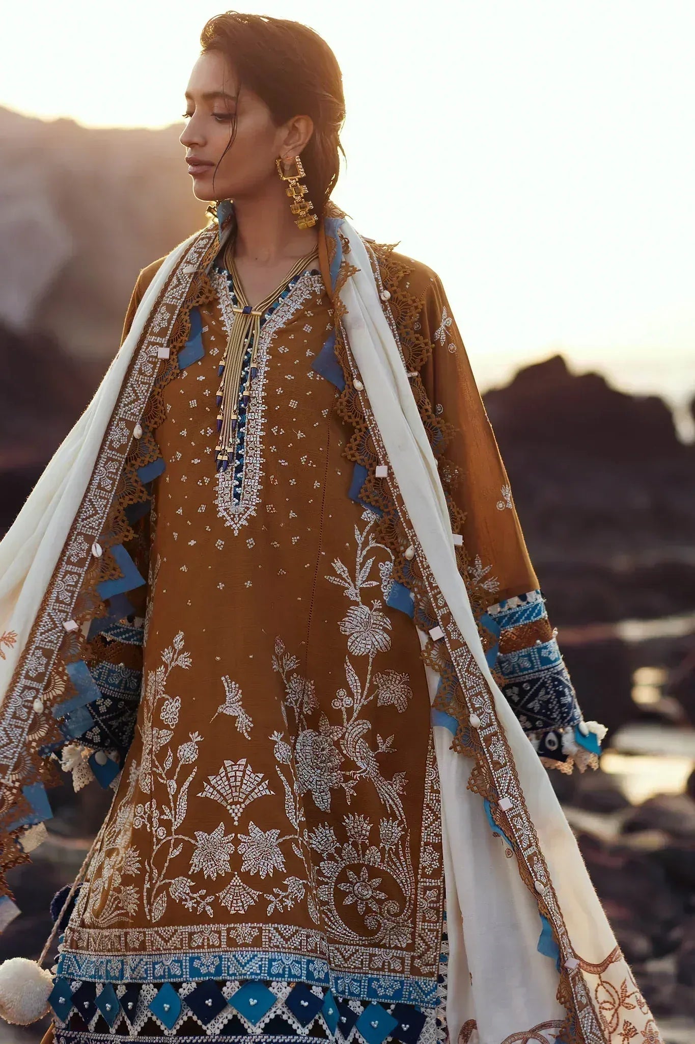 Elan | Winter 23 | MIRZETA (EW23-04) - Rang-e-Khaas