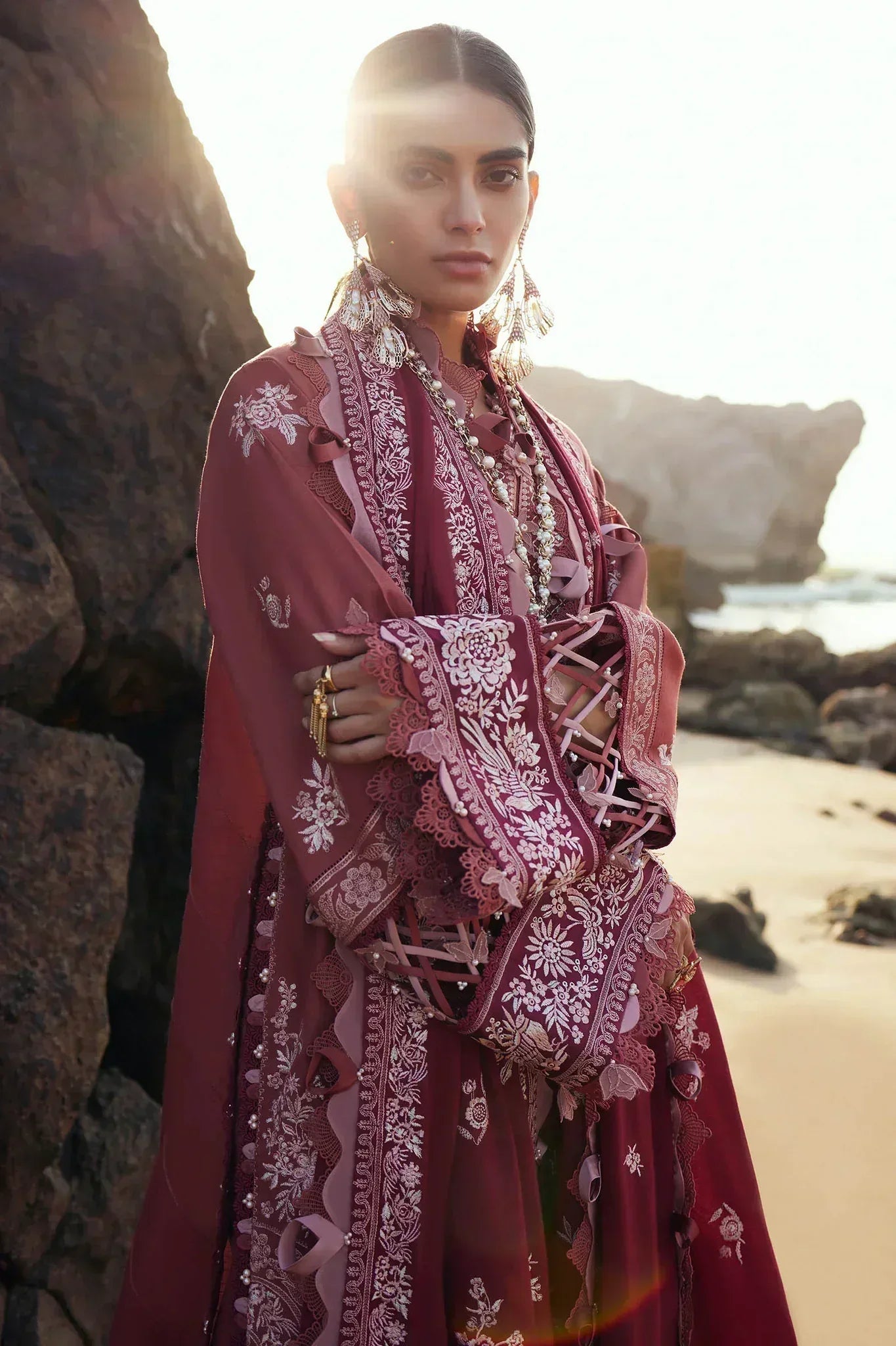 Elan | Winter 23 | ARSIA (EW23-07) - Rang-e-Khaas