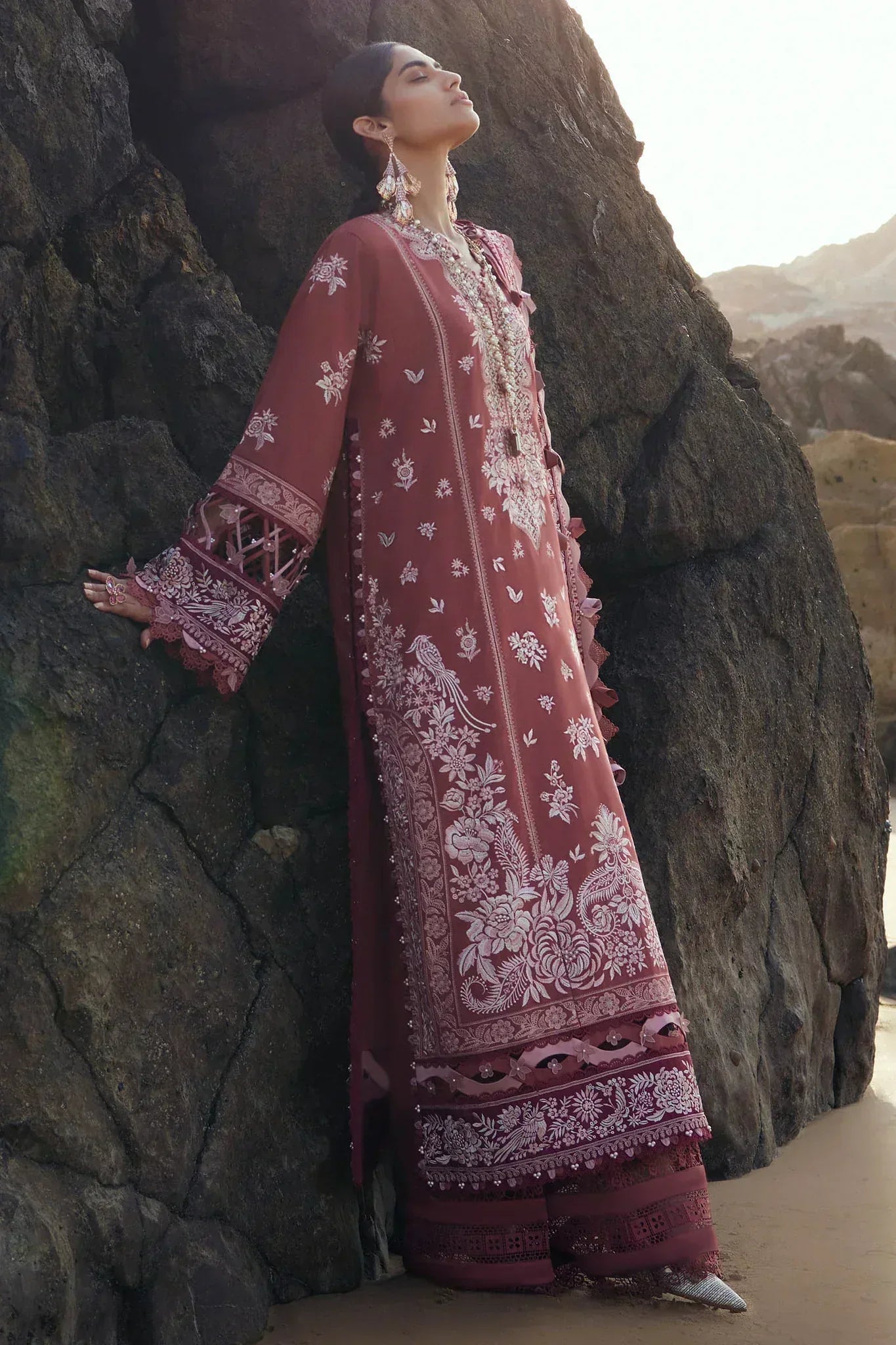 Elan | Winter 23 | ARSIA (EW23-07) - Rang-e-Khaas