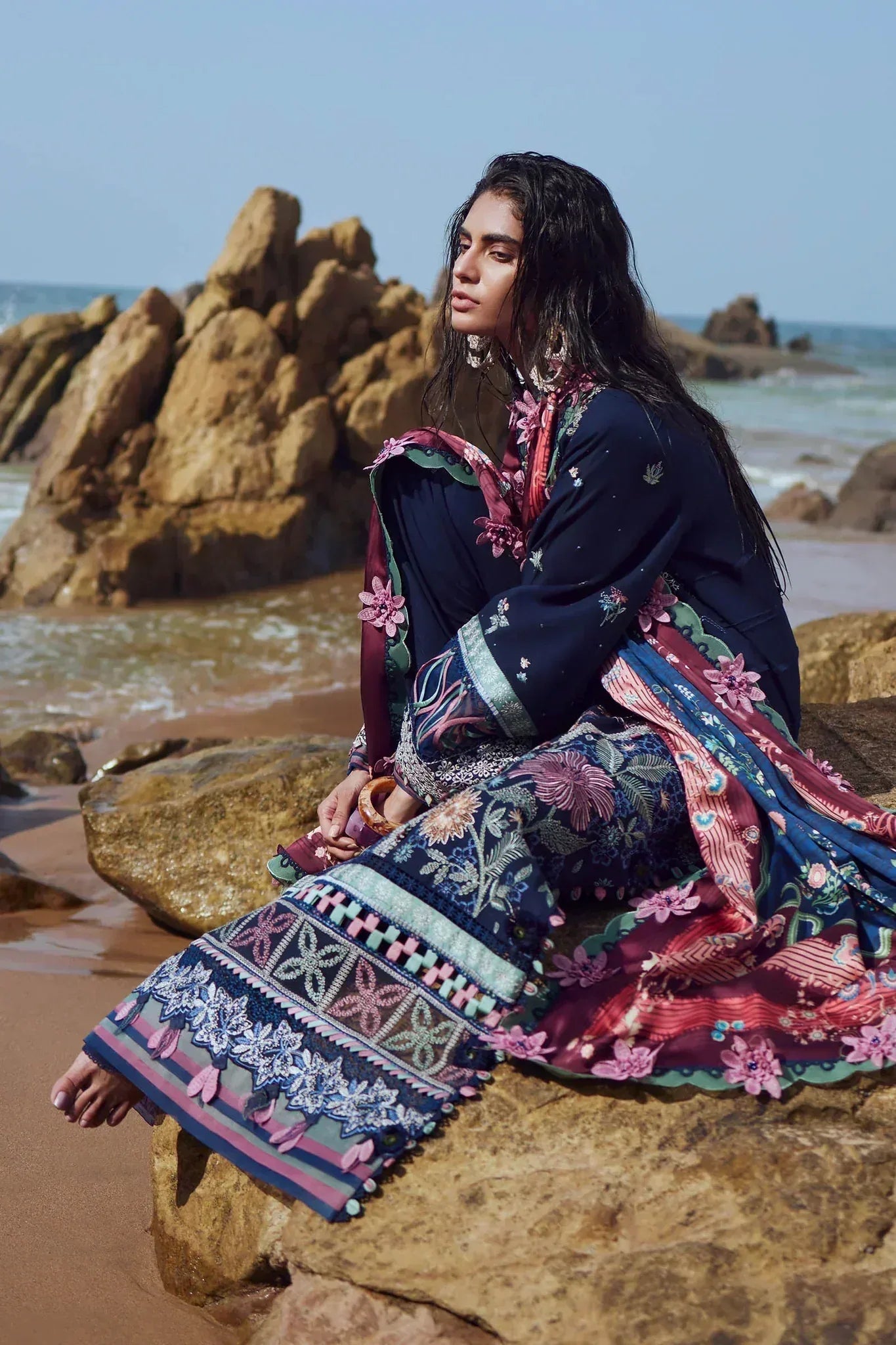 Elan | Winter 23 | DARIEN (EW23-06) - Rang-e-Khaas