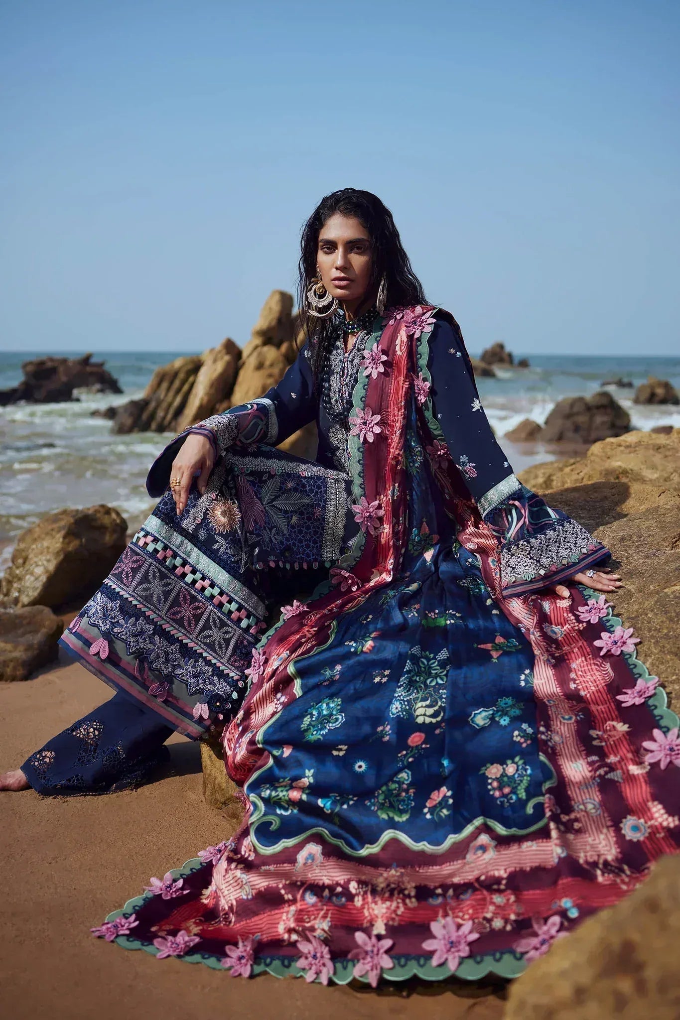 Elan | Winter 23 | DARIEN (EW23-06) - Rang-e-Khaas