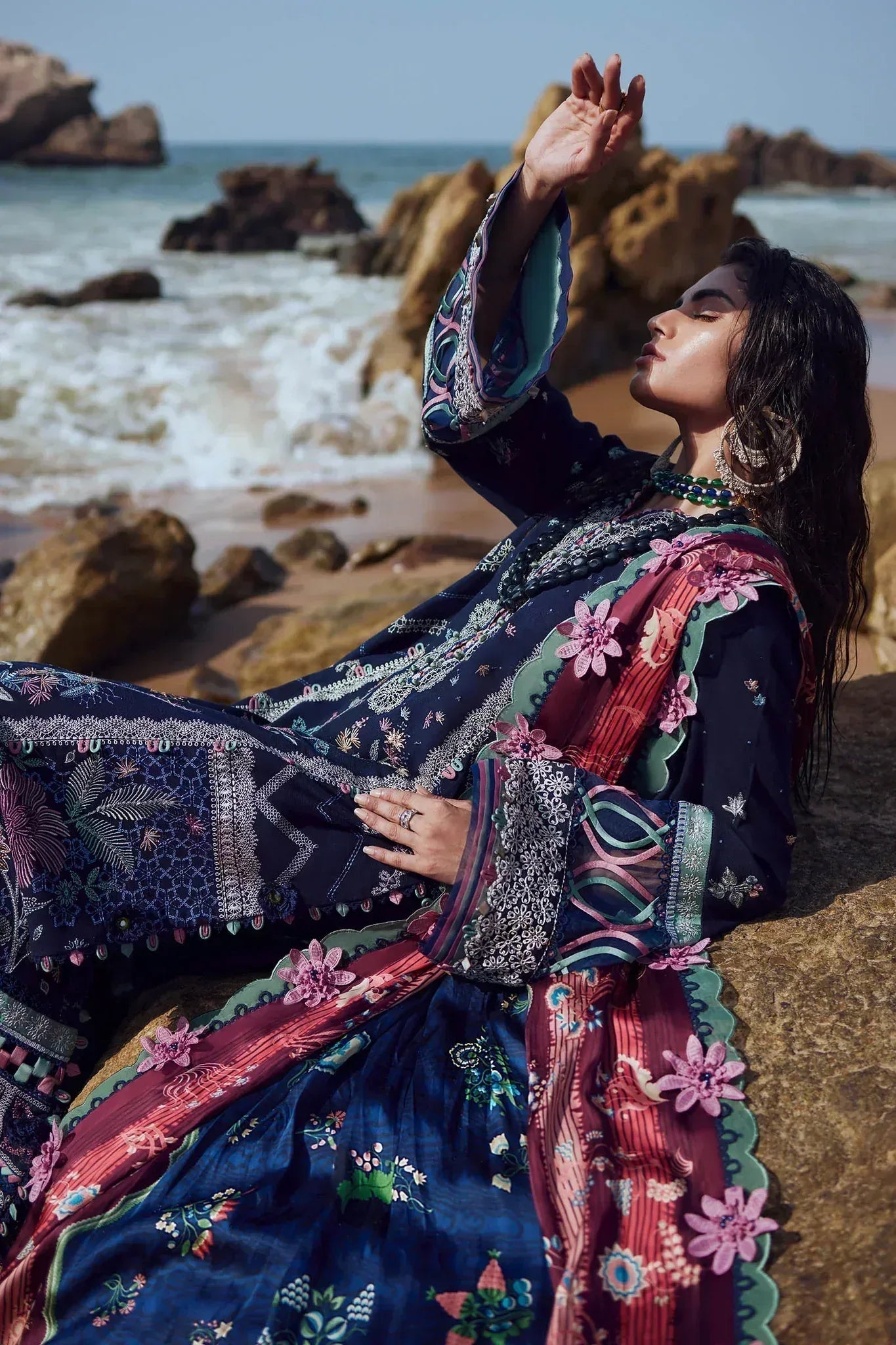 Elan | Winter 23 | DARIEN (EW23-06) - Rang-e-Khaas