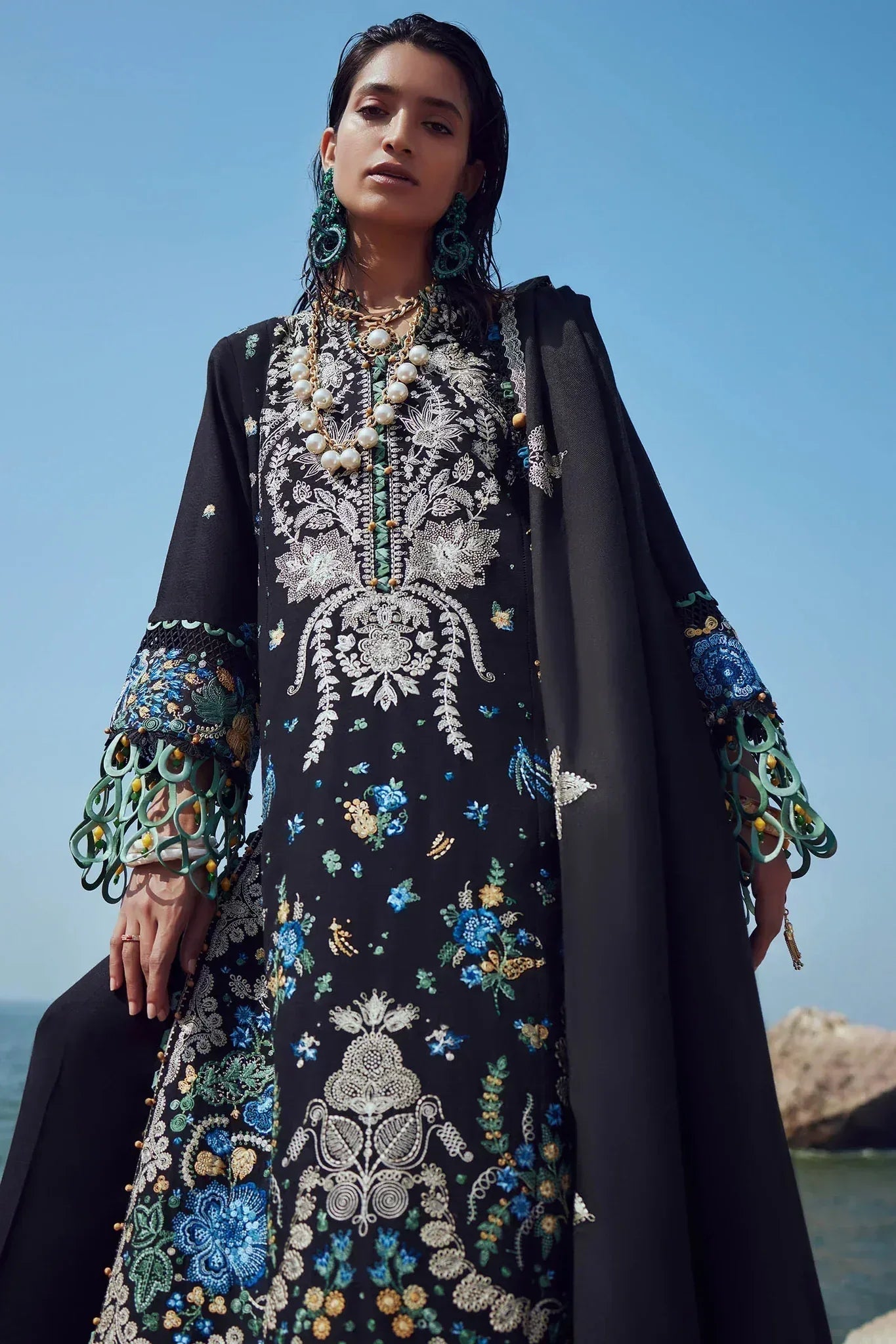 Elan | Winter 23 | AYANNA (EW23-09) - Rang-e-Khaas