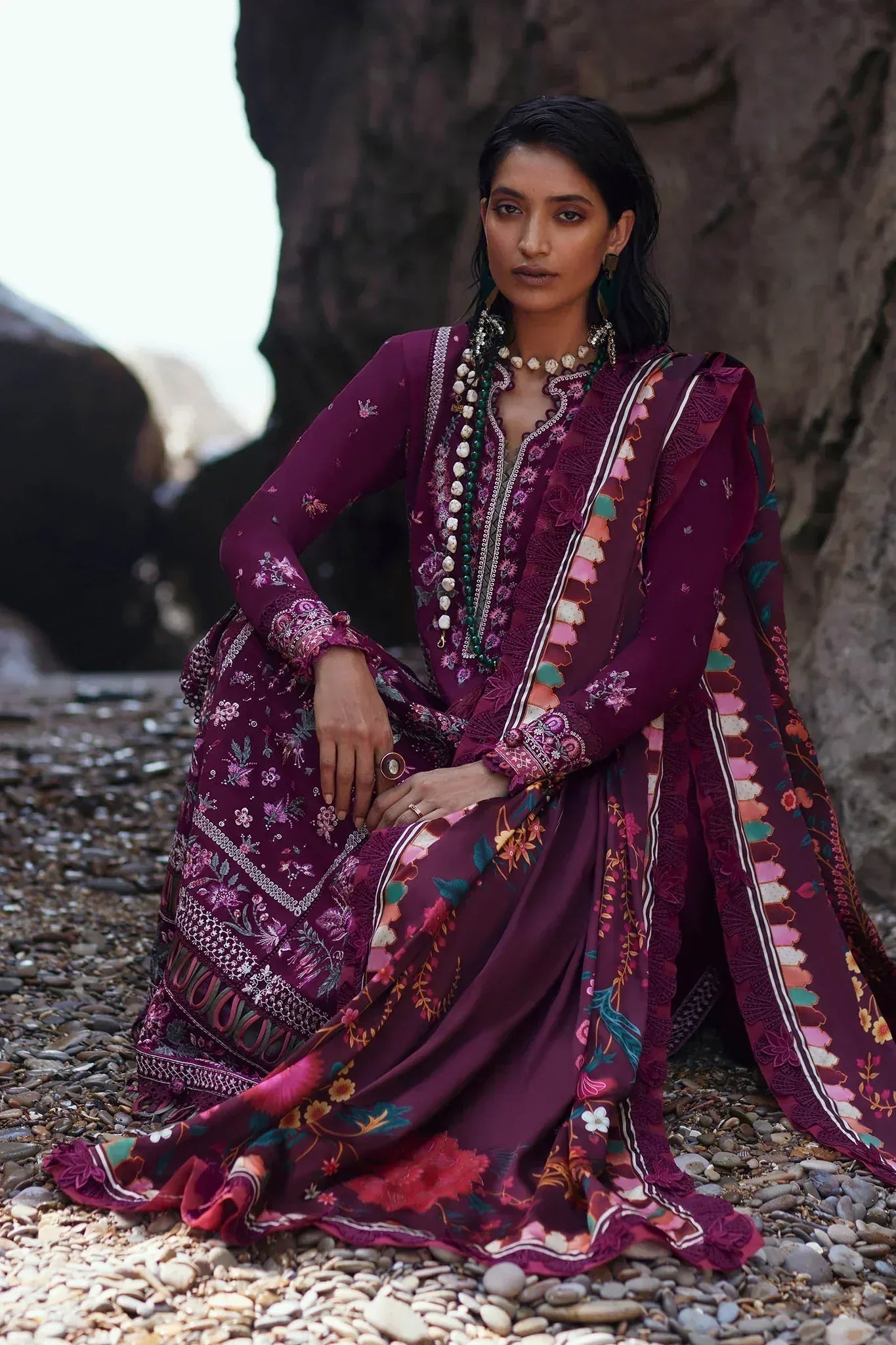 Elan | Winter 23 | ELNAZ (EW23-05) - Rang-e-Khaas