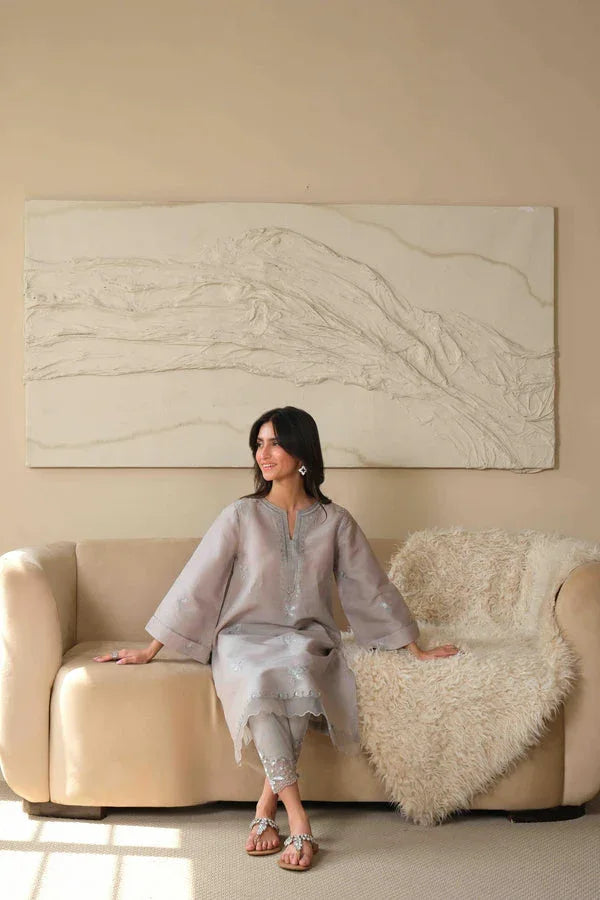 Noor by Saadia Asad | Noor Pret 25 | D3 - Neutral Noir - Rang-e-Khaas