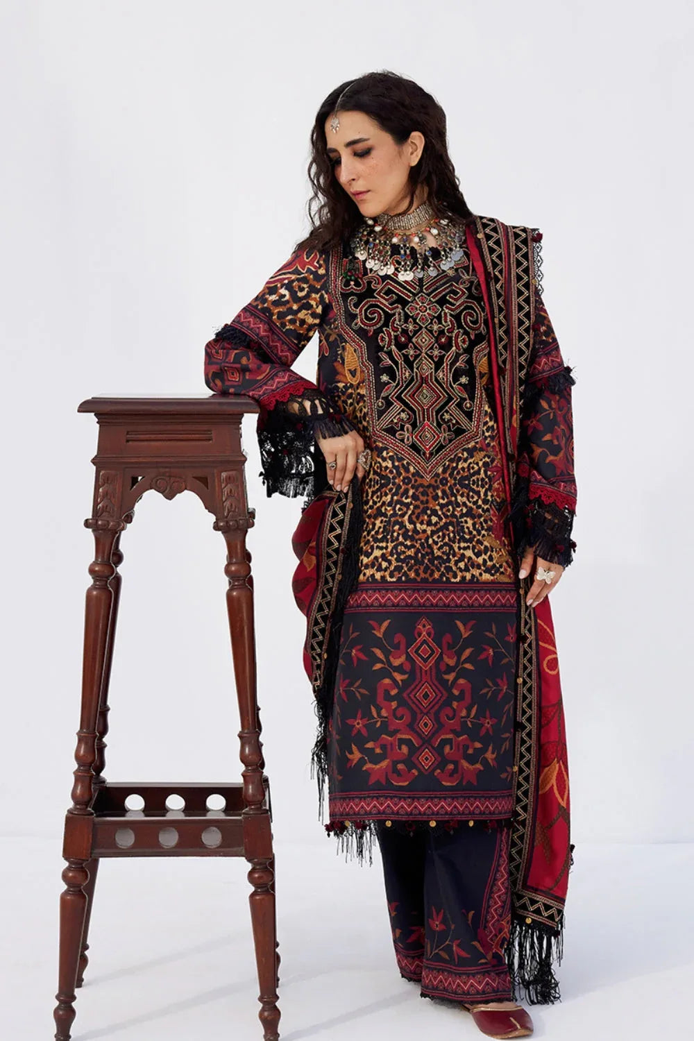 Saira Rizwan | Winter Khaddar 25 | NAZ-SRW25-09 - Rang-e-Khaas