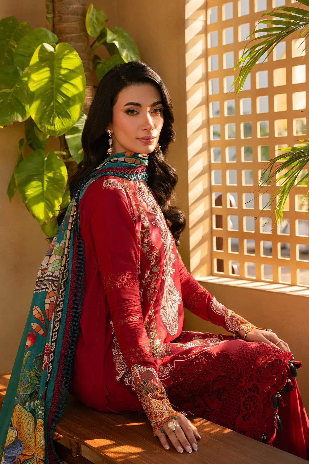 Saira Rizwan | Luxury Lawn 25 | MANON-SRL25-02 - Rang-e-Khaas