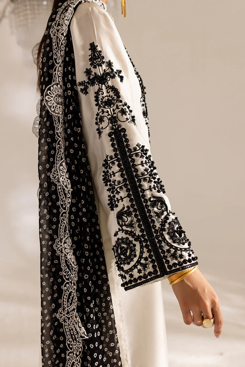 Vanya | Gulraz Formals |  FF-52 - Rang-e-Khaas