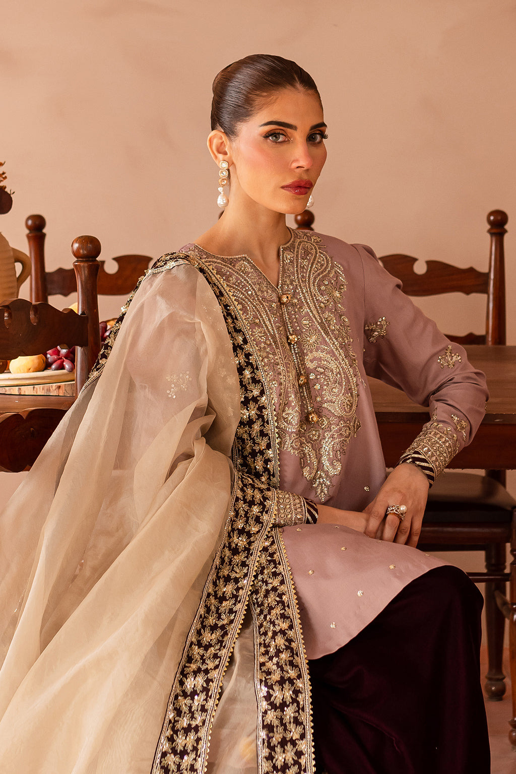 Vanya | Velvet Formals 24 |  KV-56 - Rang-e-Khaas