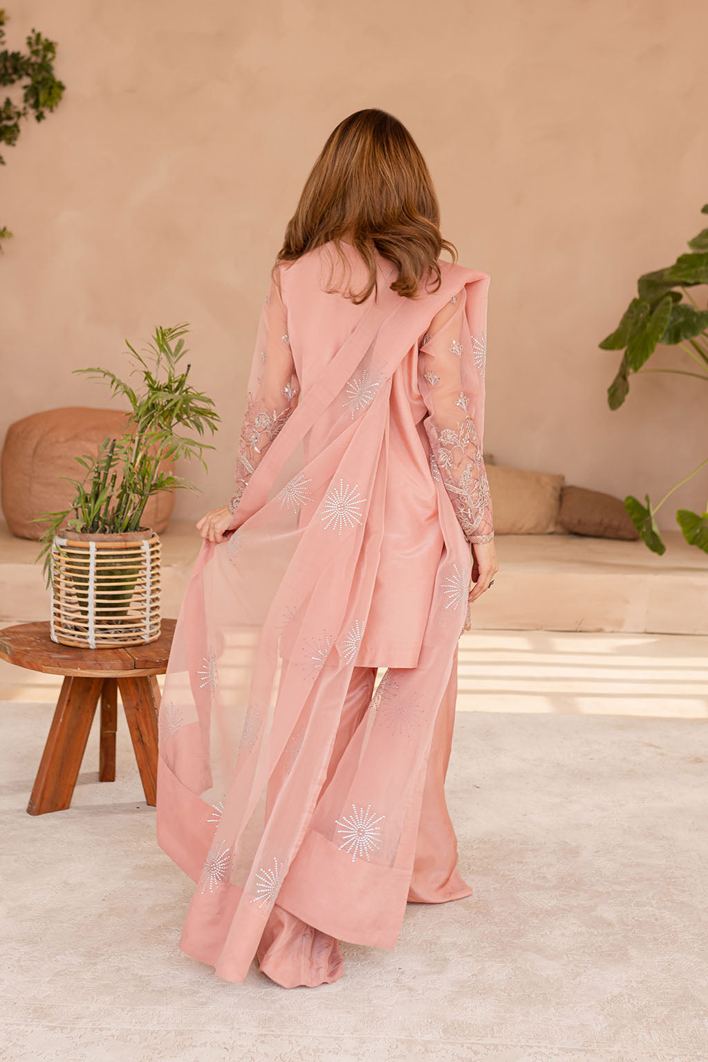 Vanya | Veranda Fromals |  VR-02 - Rang-e-Khaas