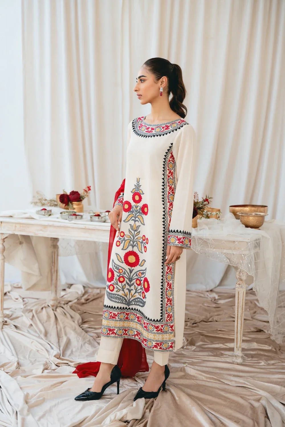 Vintage | Eid Edit 24 | Sohaina - Rang-e-Khaas