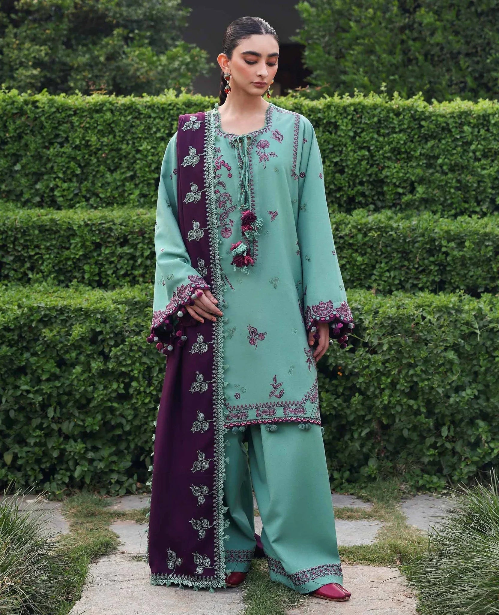 Republic Womenswear | Amaris Luxury Shawl 25 | Virella - Rang-e-Khaas