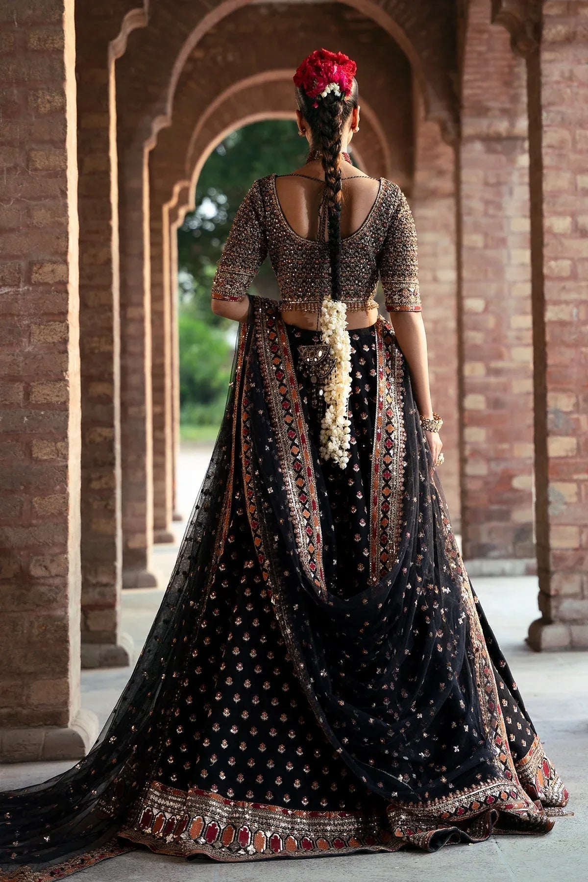 Mina Kashif | Virsa Wedding Formals | Fizza - Rang-e-Khaas