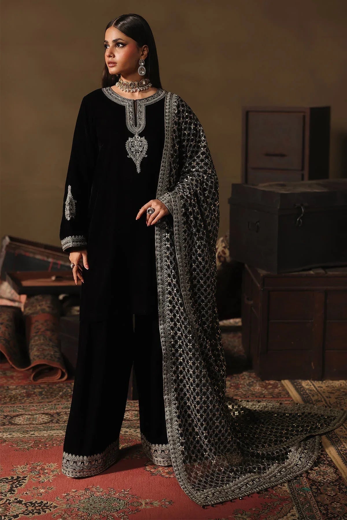 Charizma | Zeel Velvet 25 |  VVT-5-03 - Rang-e-Khaas